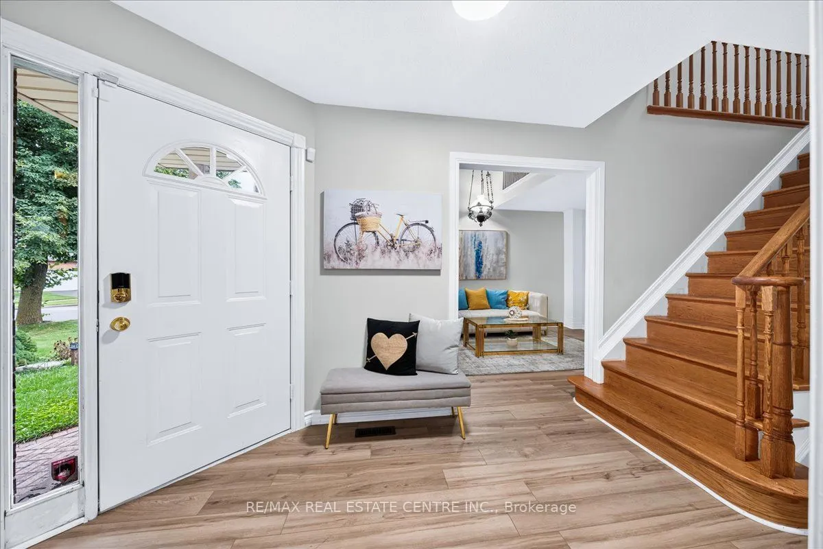257 Wright Crescent