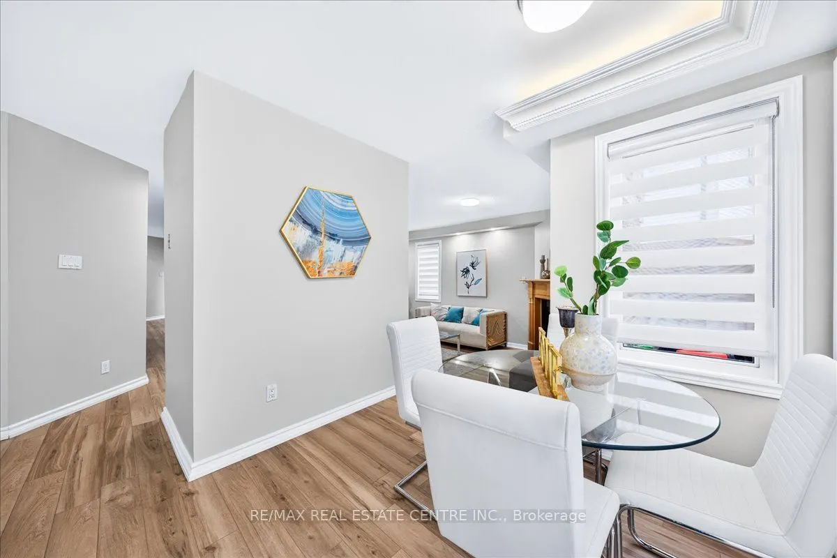 257 Wright Crescent