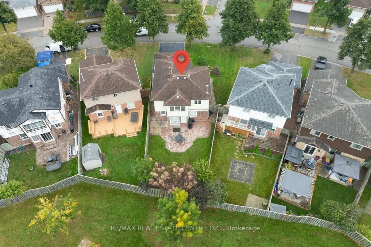 257 Wright Crescent