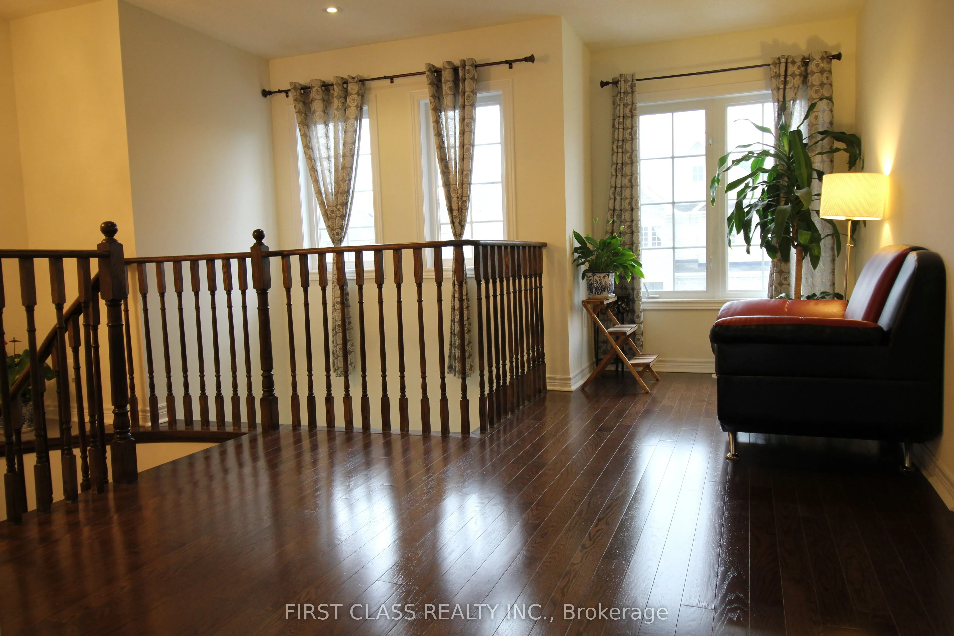 69 Promenade Drive