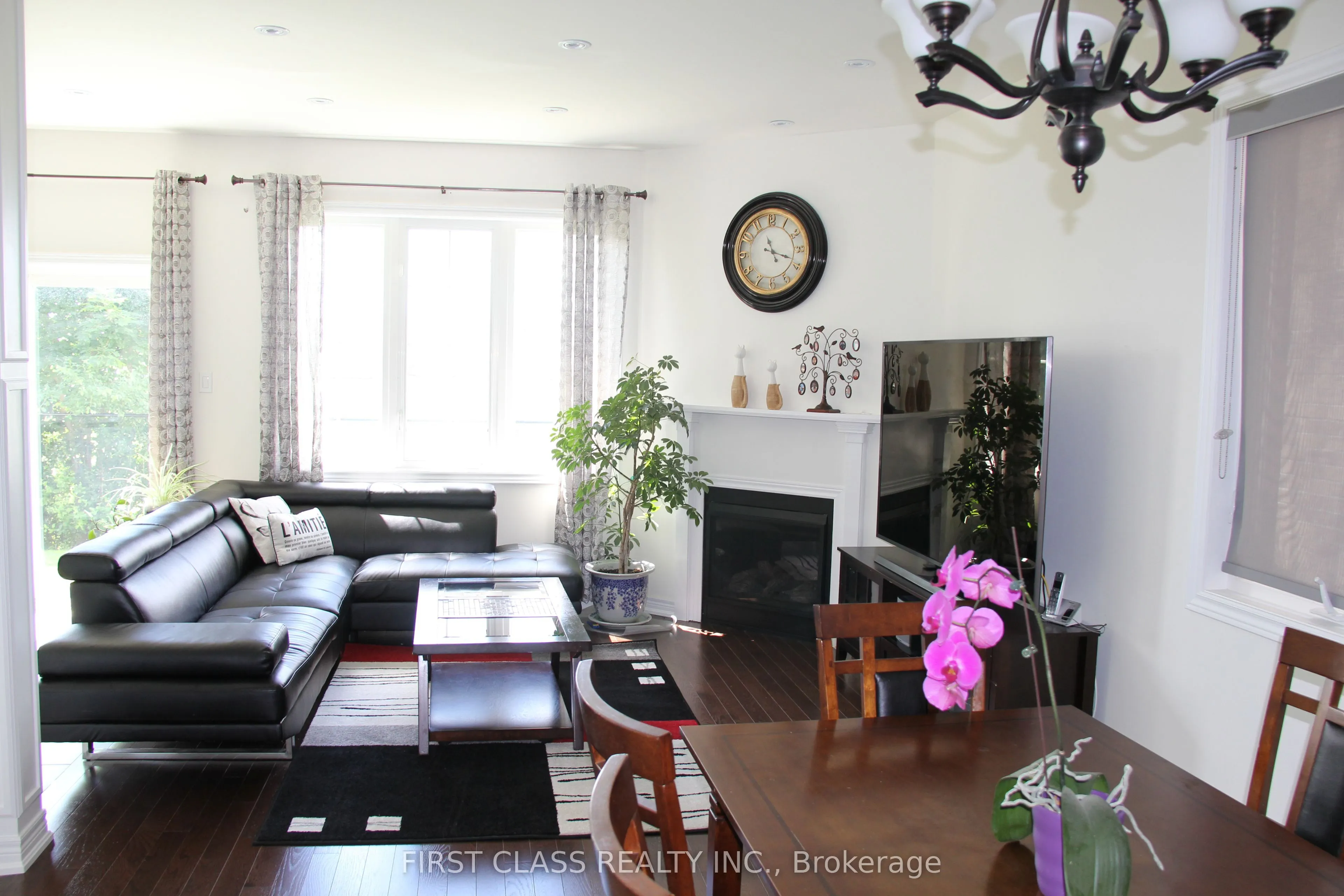 69 Promenade Drive