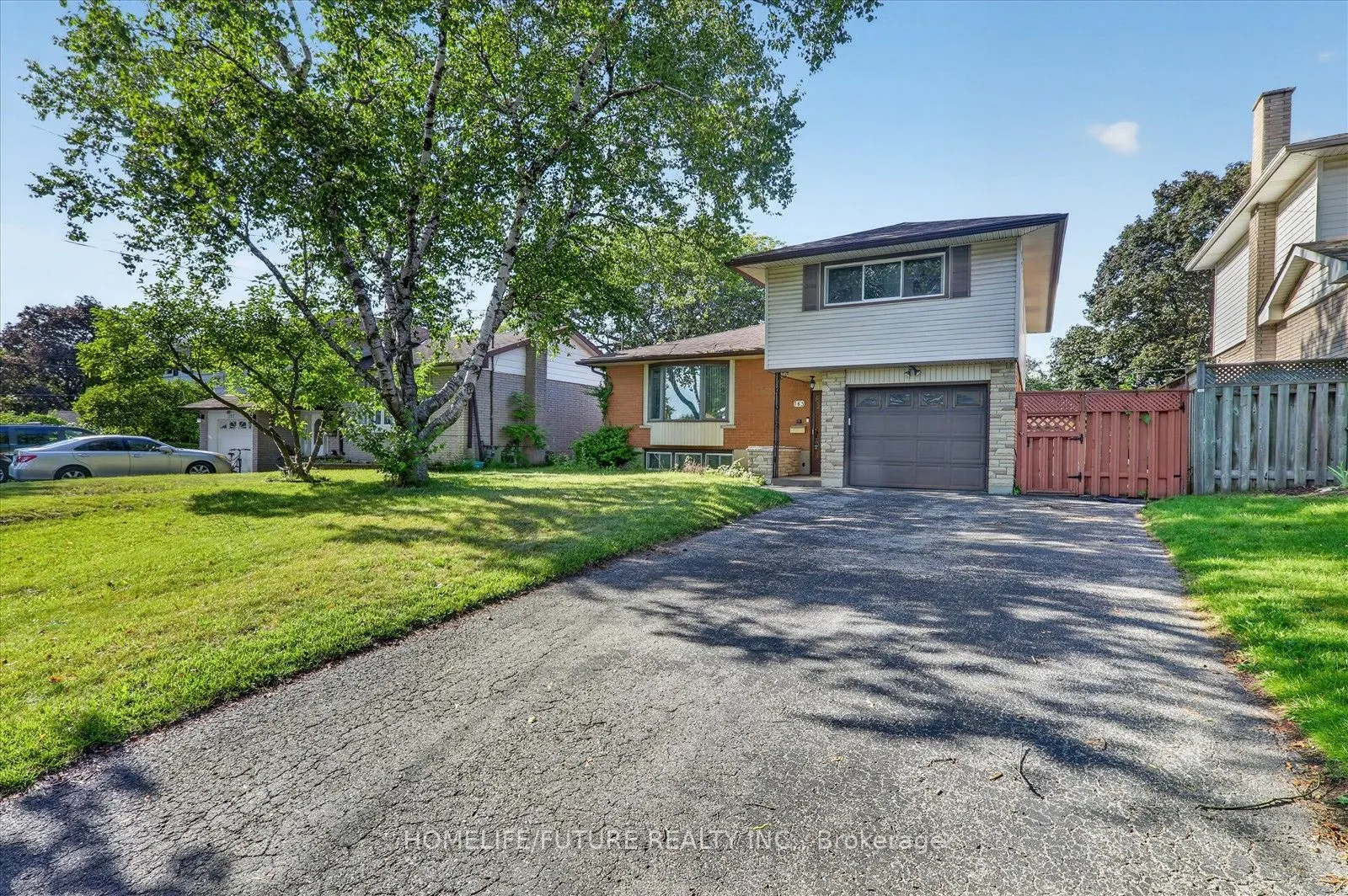 163 Labrador Drive