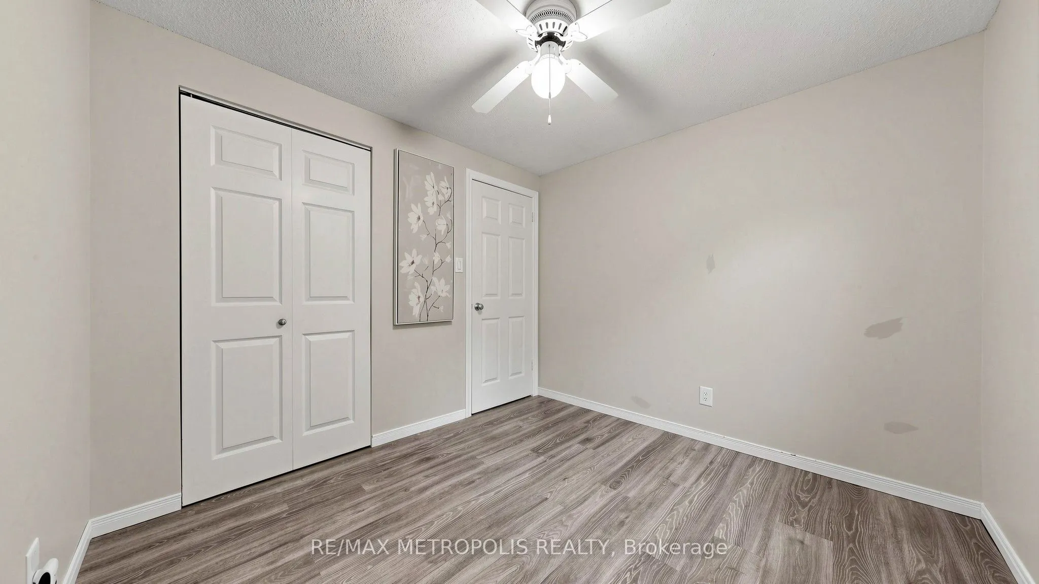 892 Gentry Crescent