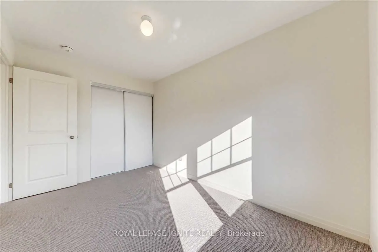 46 King George Way