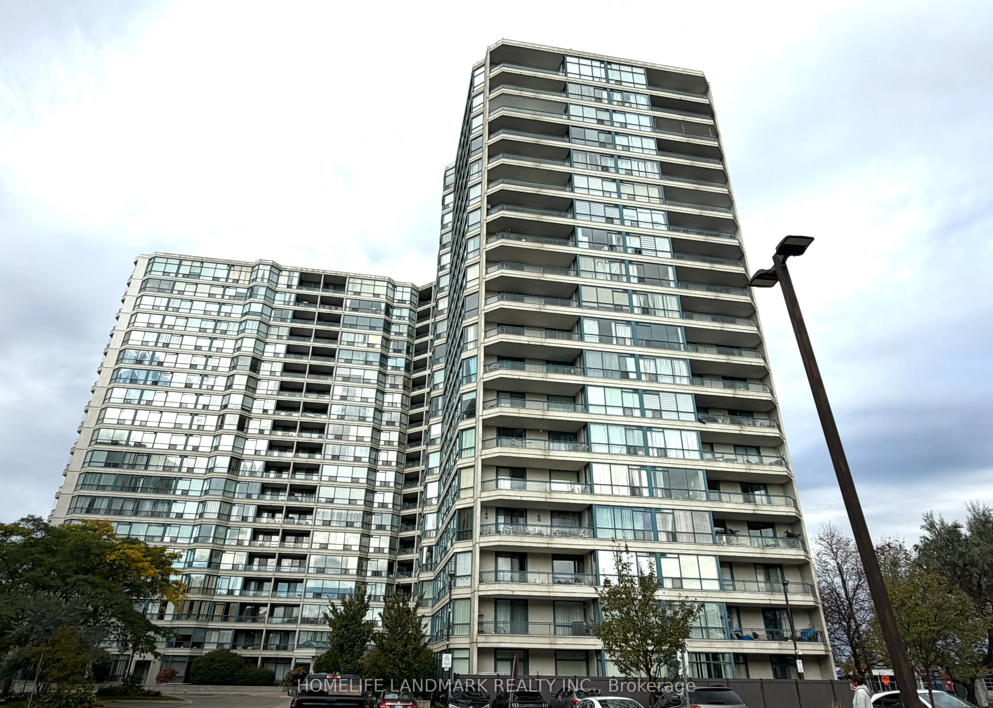 4725 Sheppard Avenue E #1406