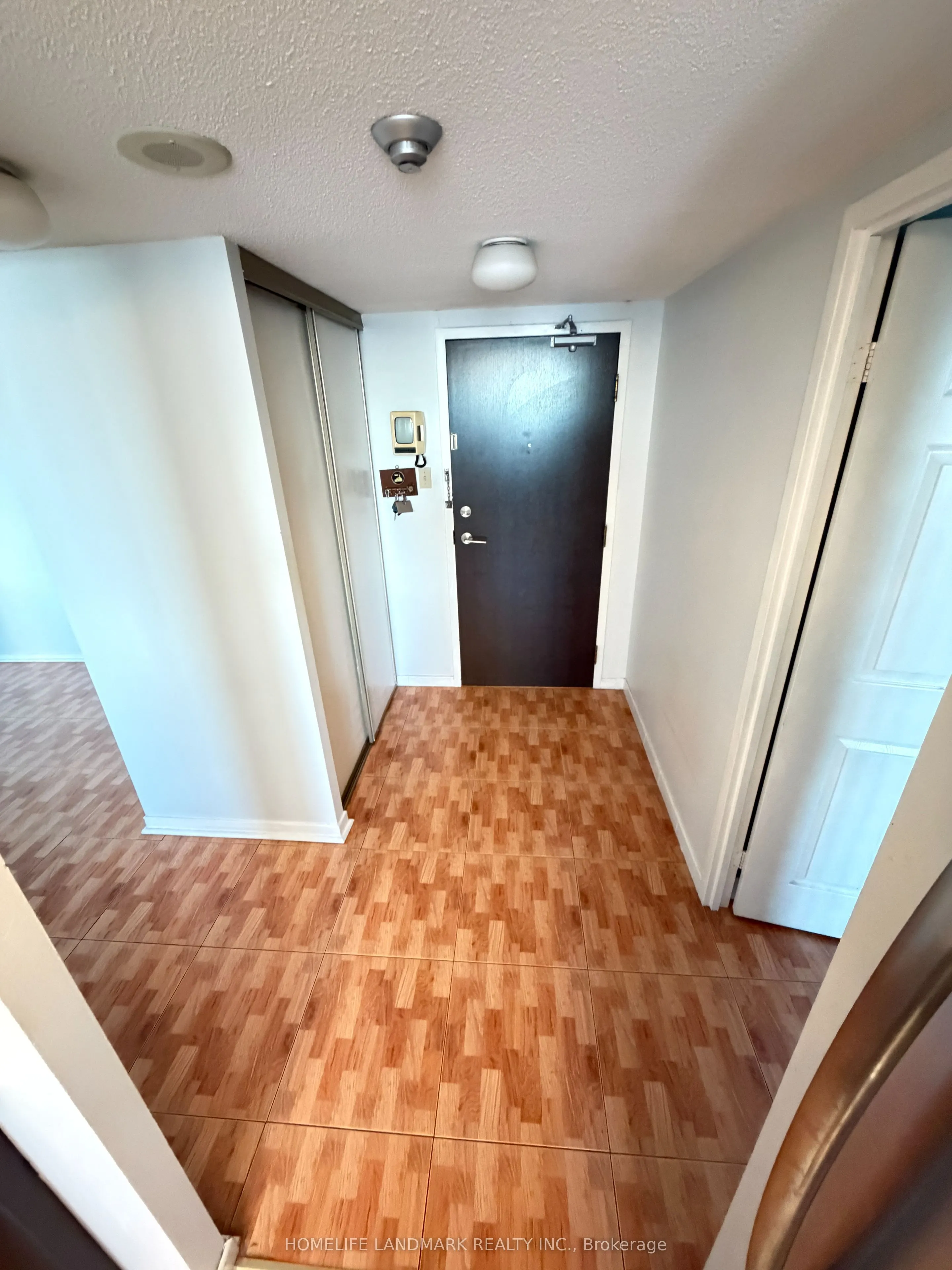 4725 Sheppard Avenue E #1406