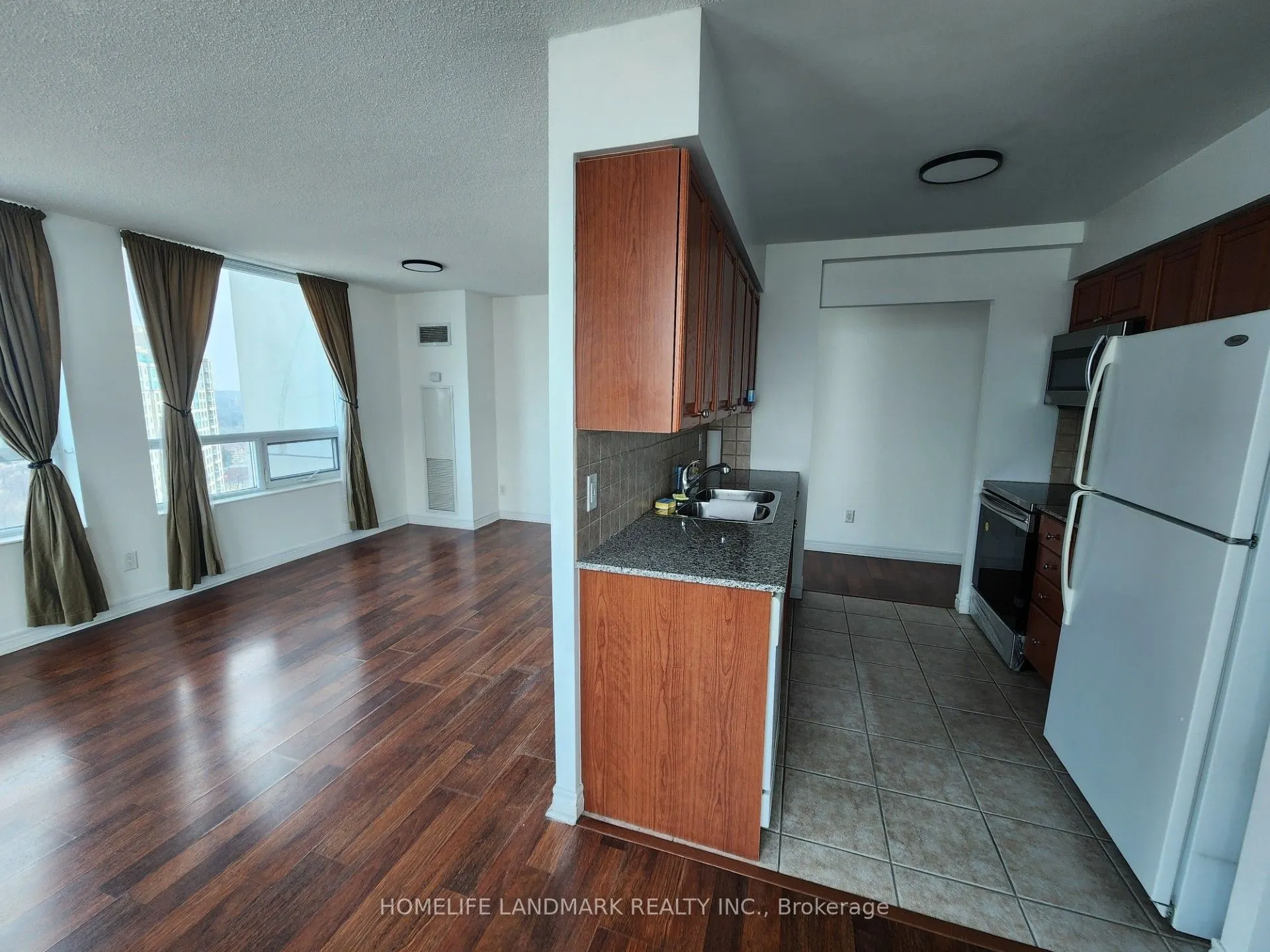 83 Borough Drive #1912