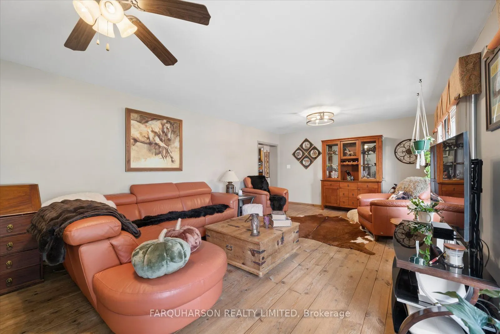 772 Townline Road W