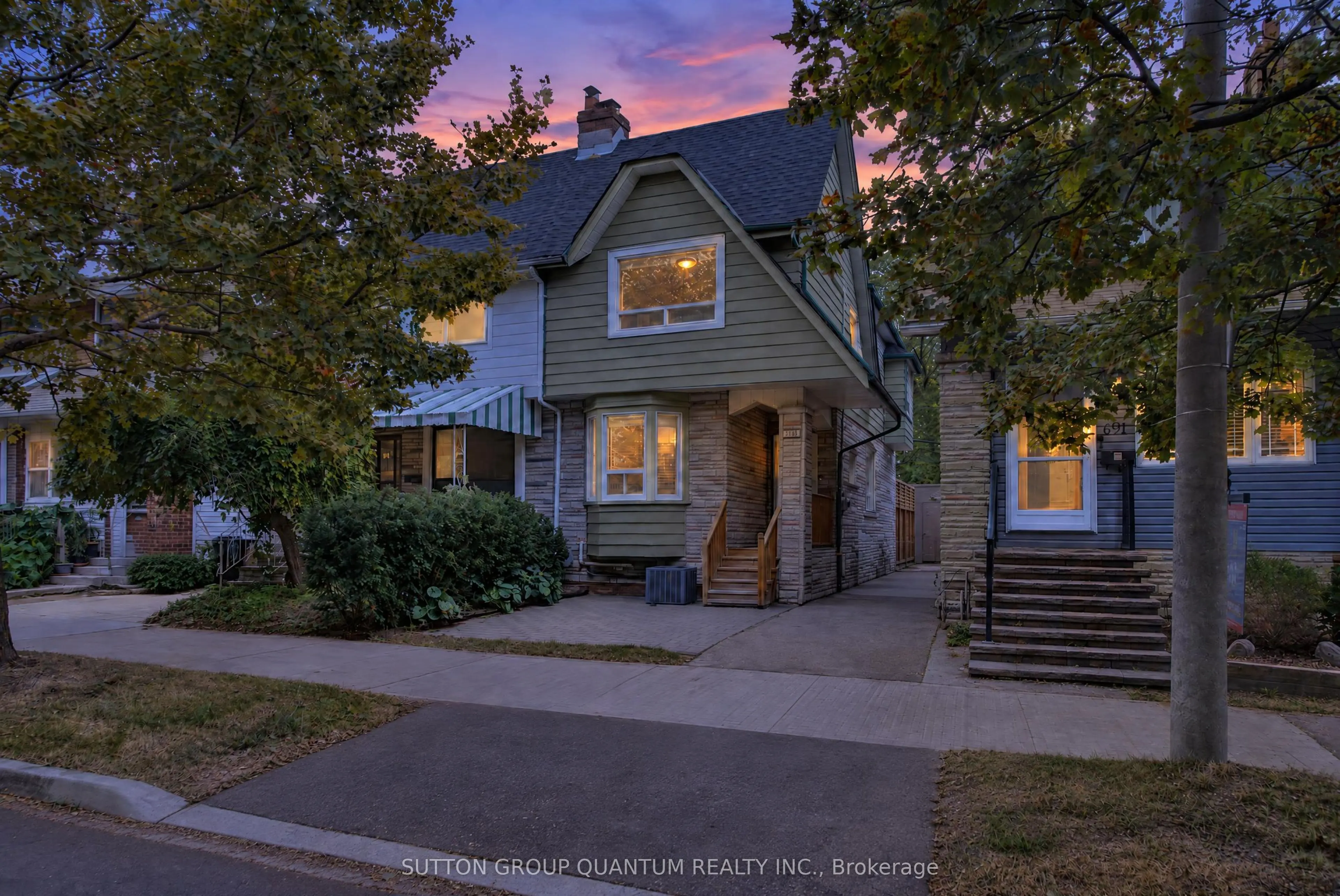 693 Greenwood Avenue