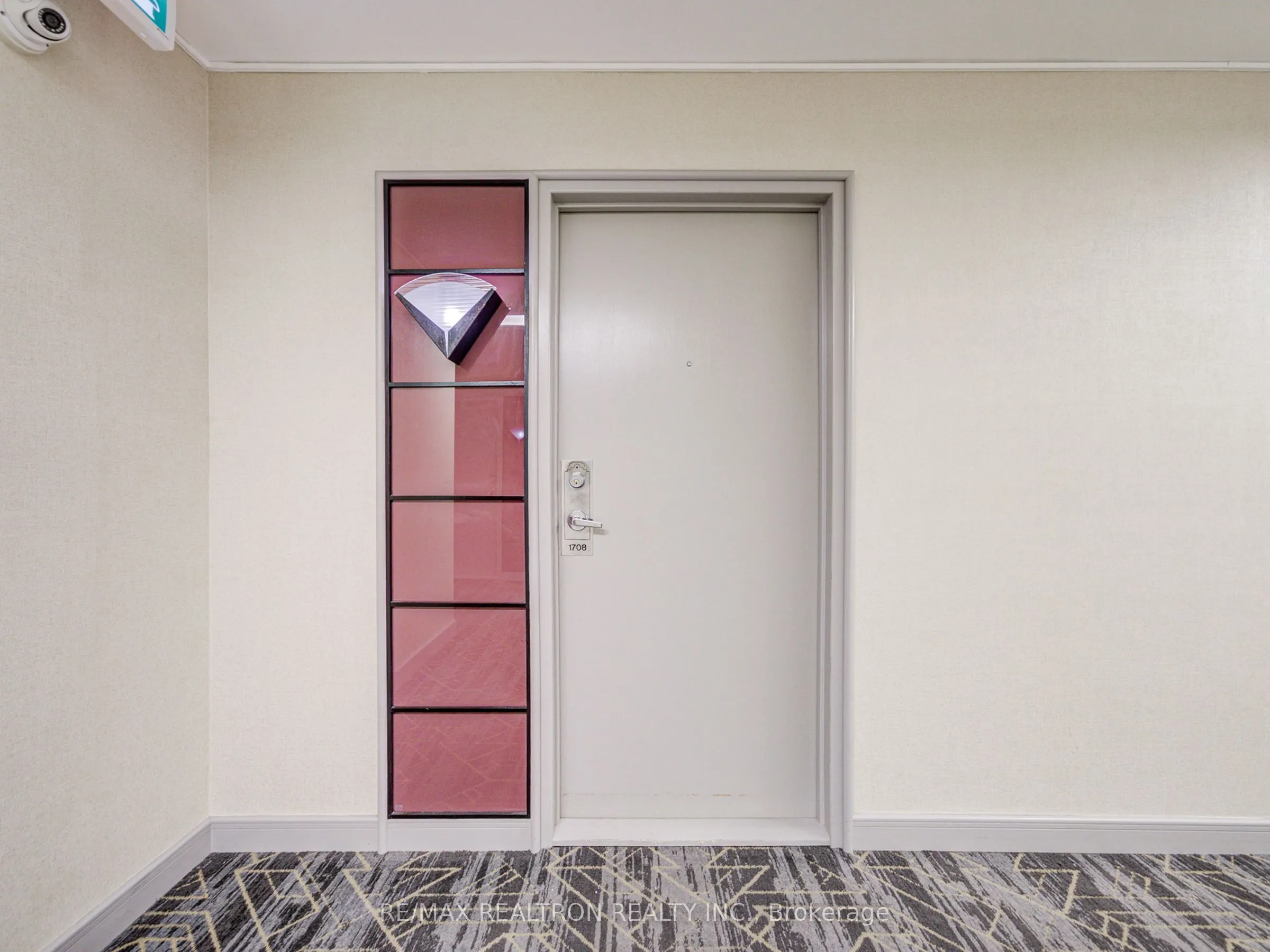 88 Corporate Drive #1708