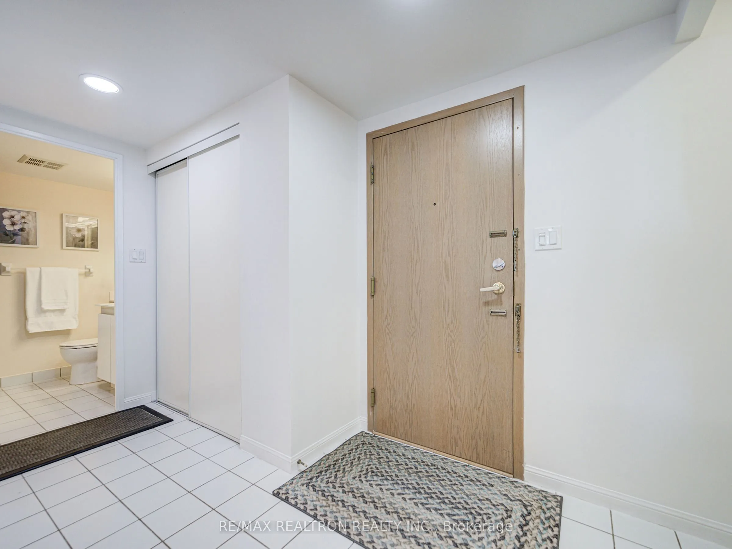 88 Corporate Drive #1708