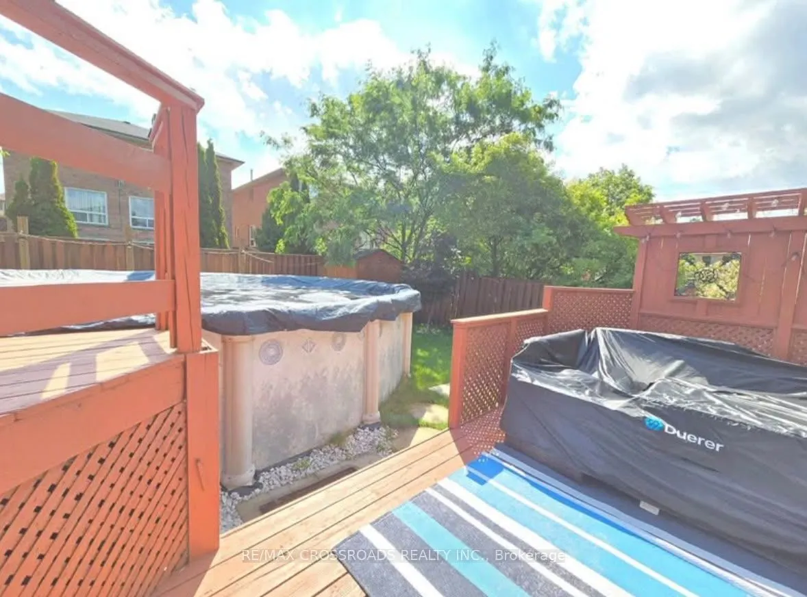 11 Murkar Crescent