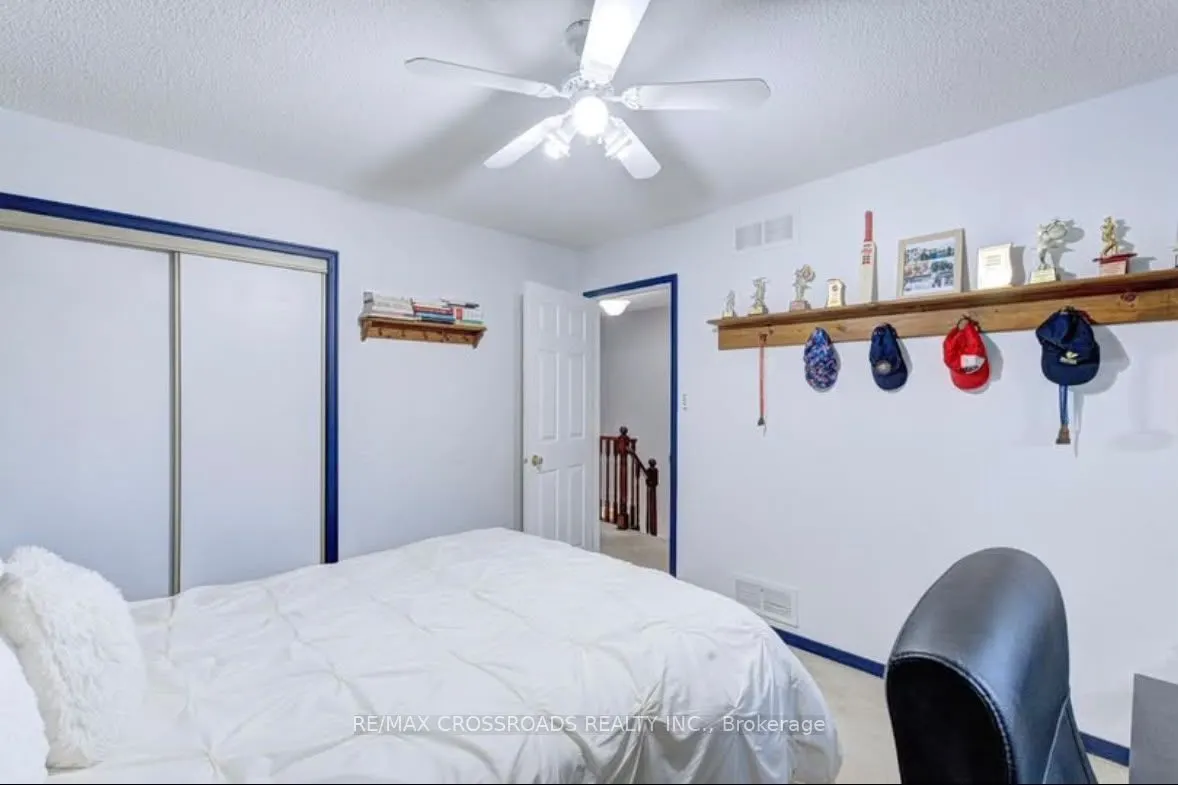 11 Murkar Crescent
