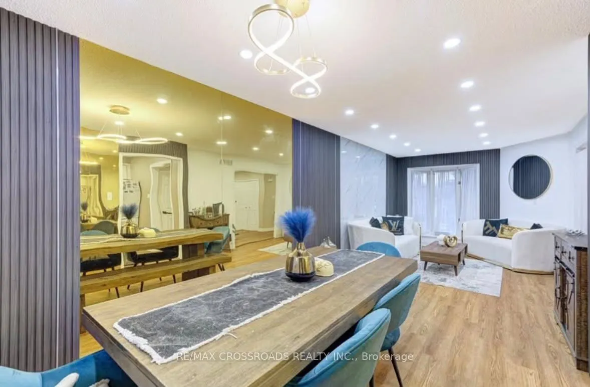 11 Murkar Crescent
