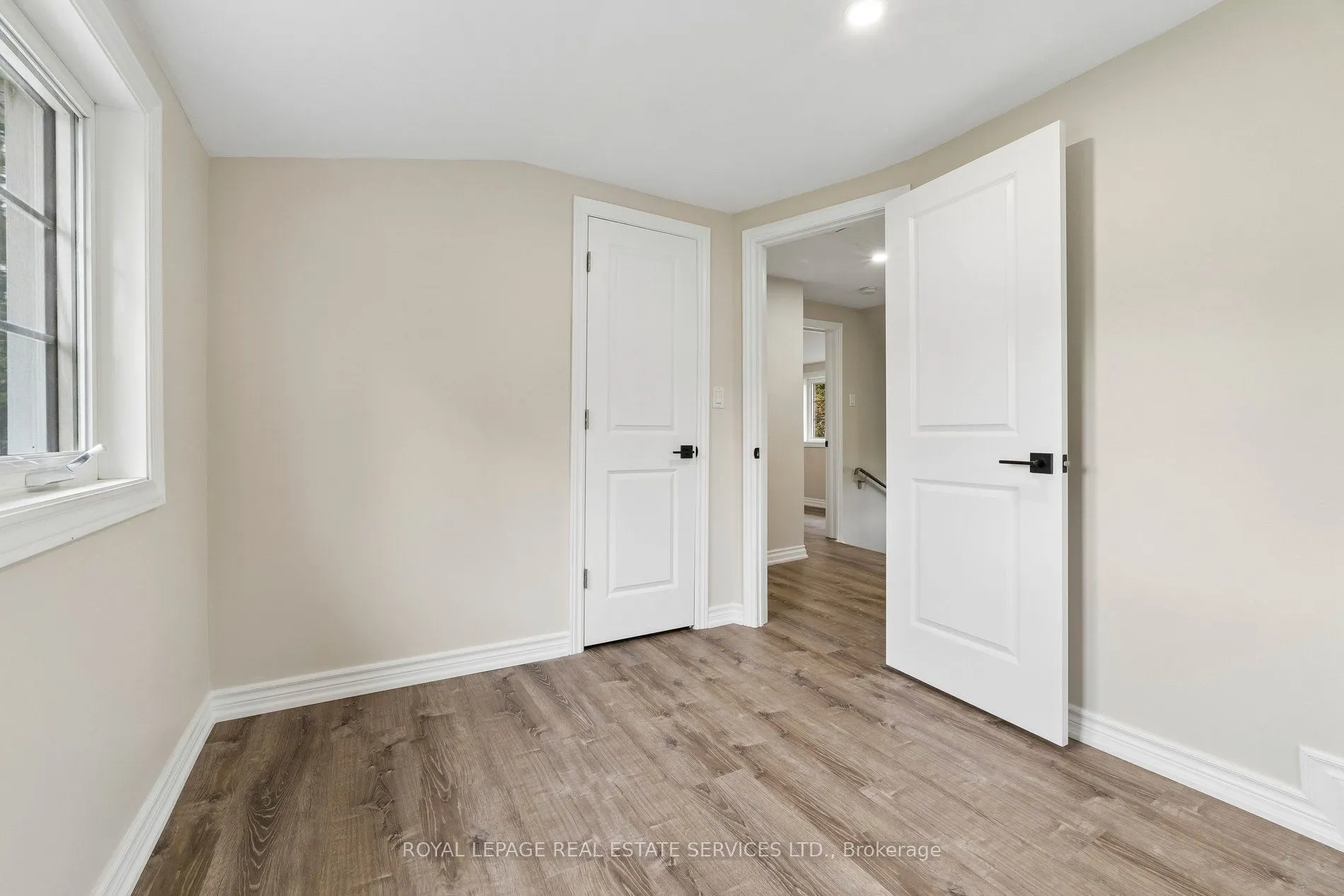 5290 Old Brock Road