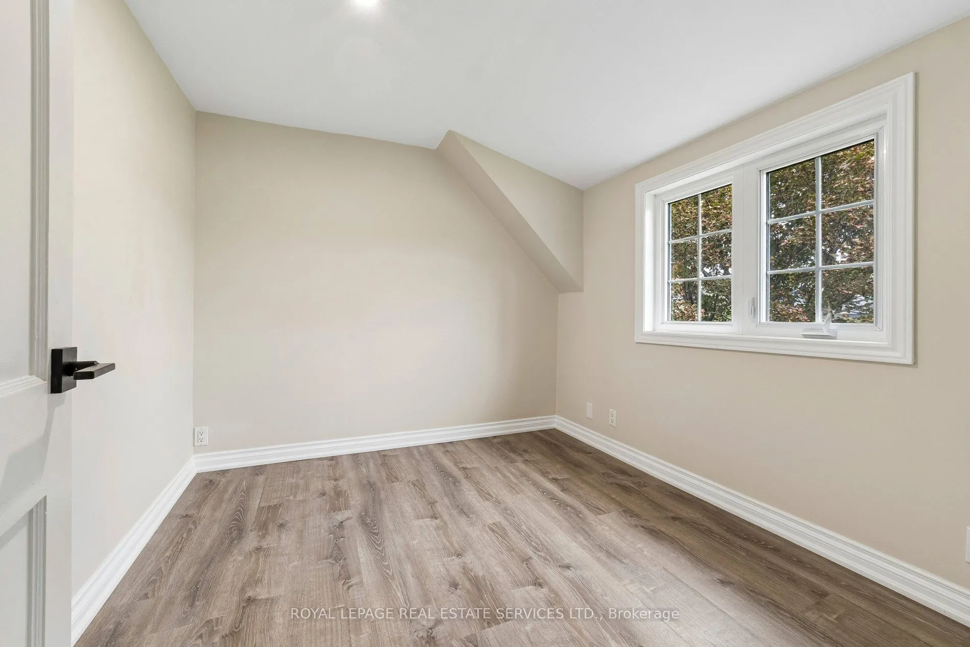 5290 Old Brock Road