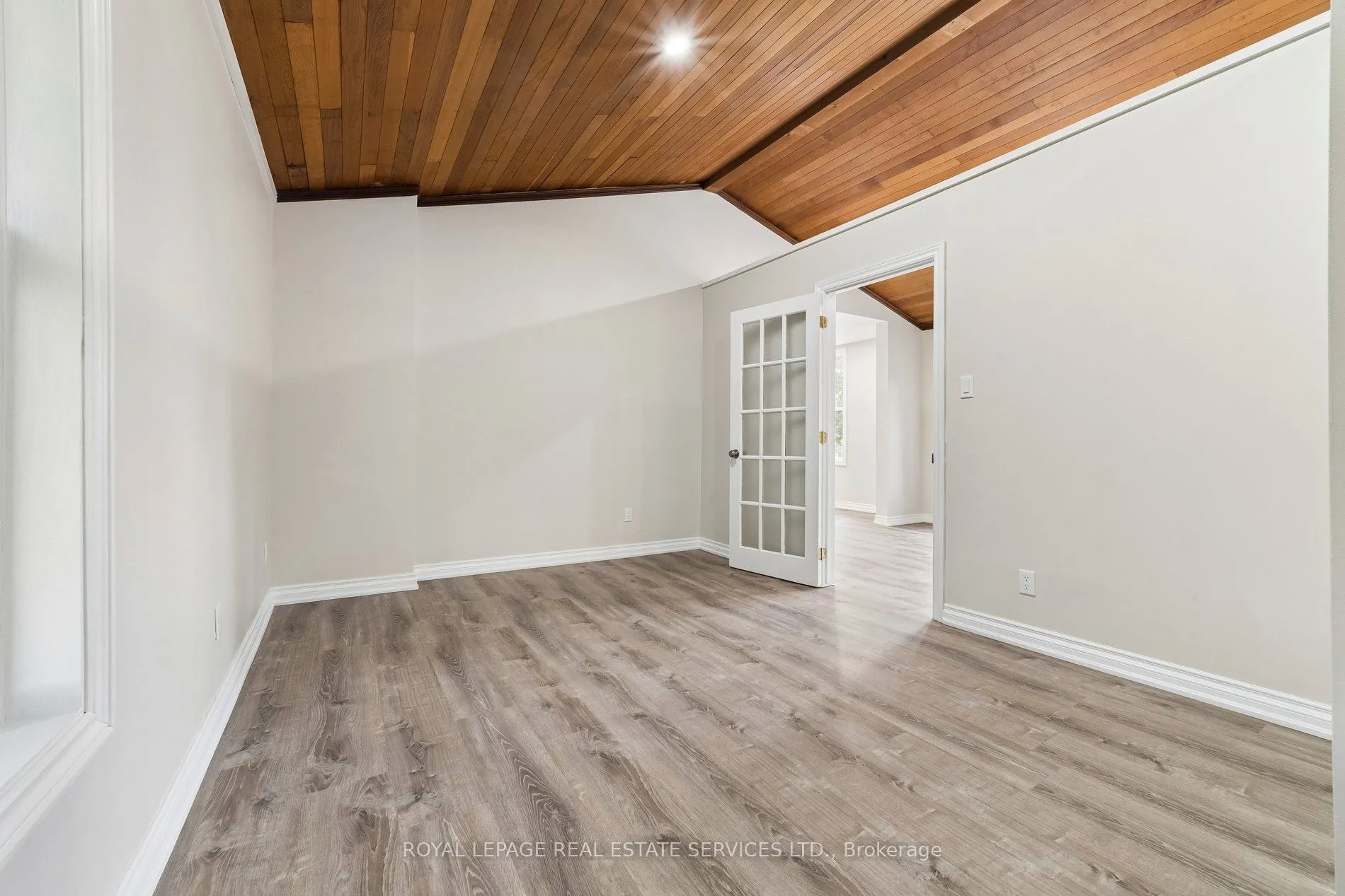 5290 Old Brock Road