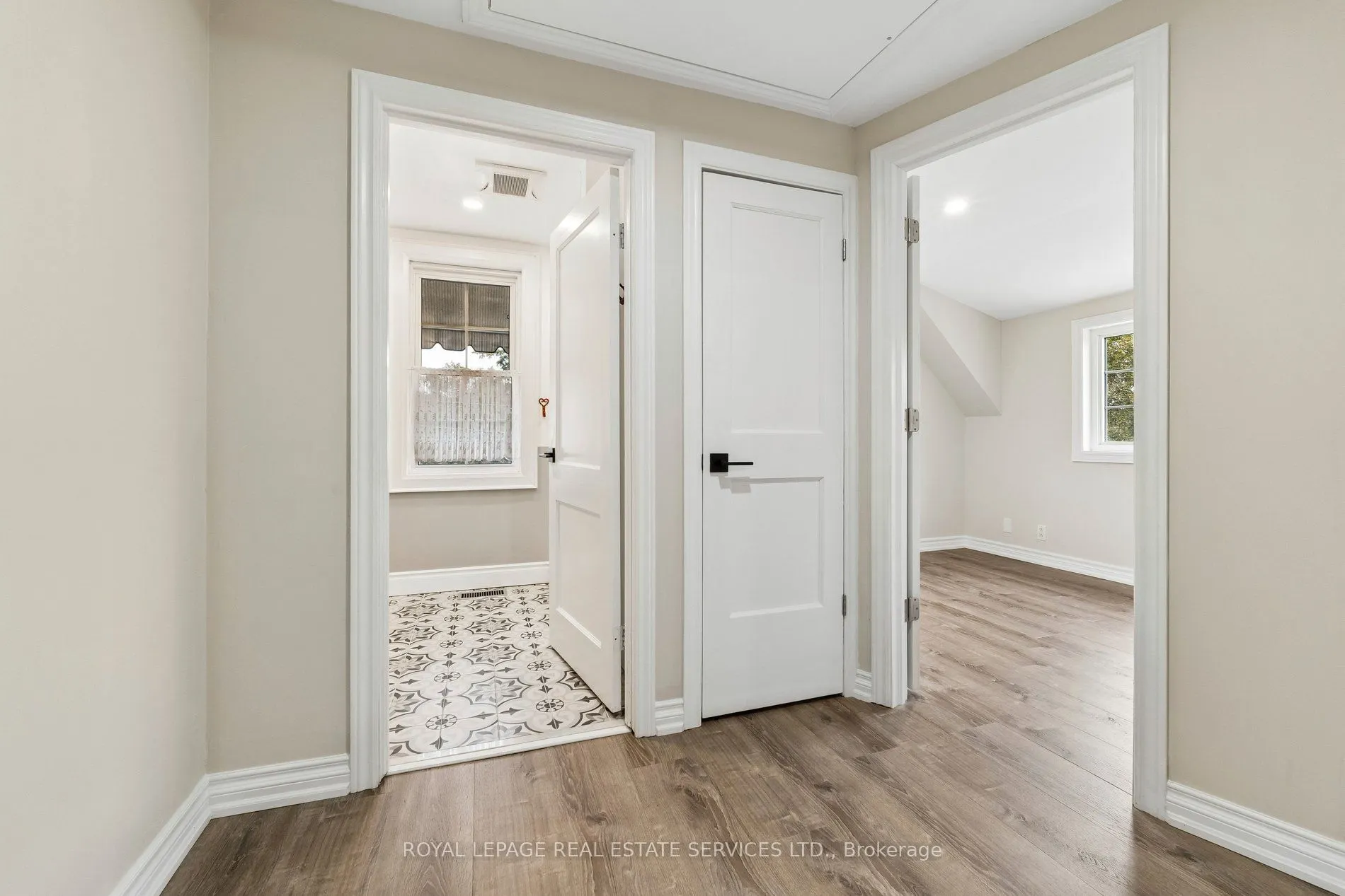 5290 Old Brock Road