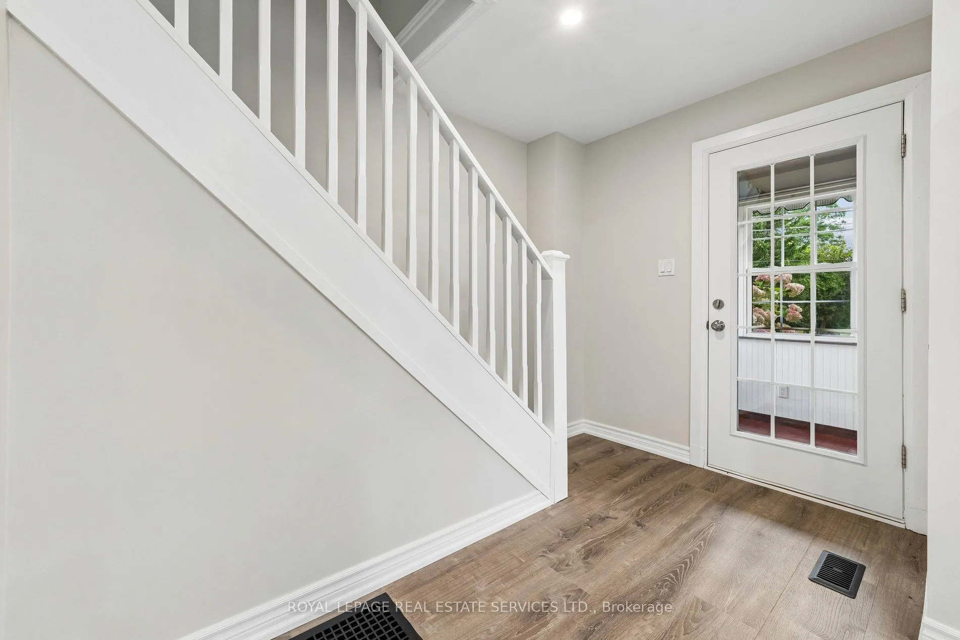 5290 Old Brock Road