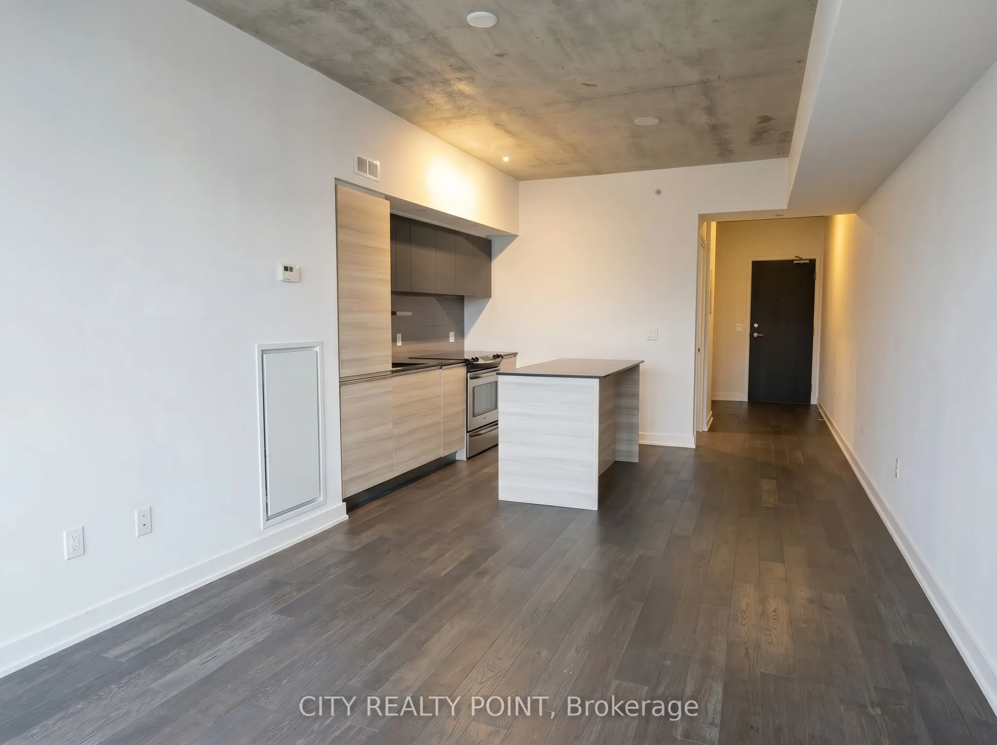 1190 Dundas Street E #505