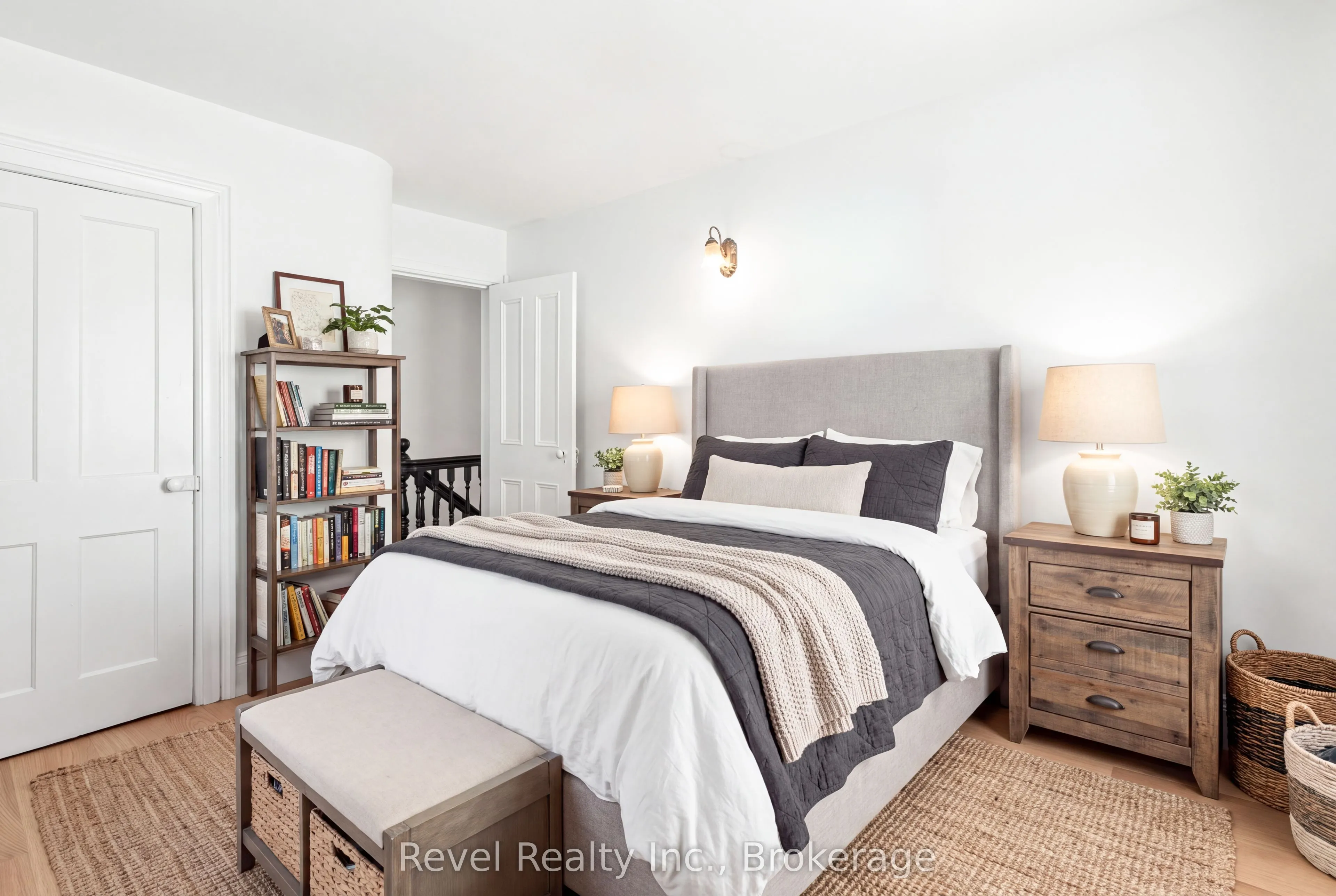 15578 Simcoe Street
