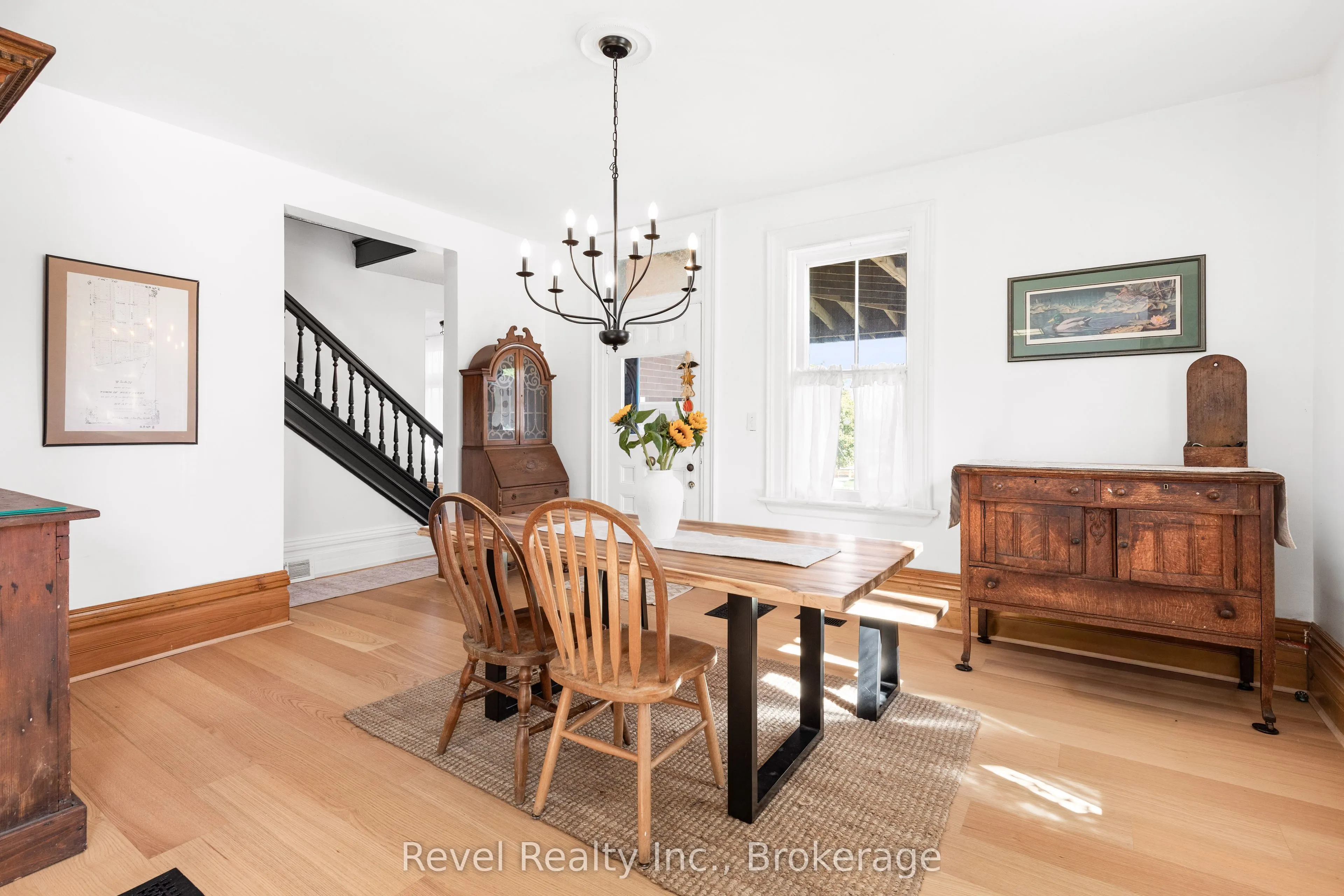 15578 Simcoe Street