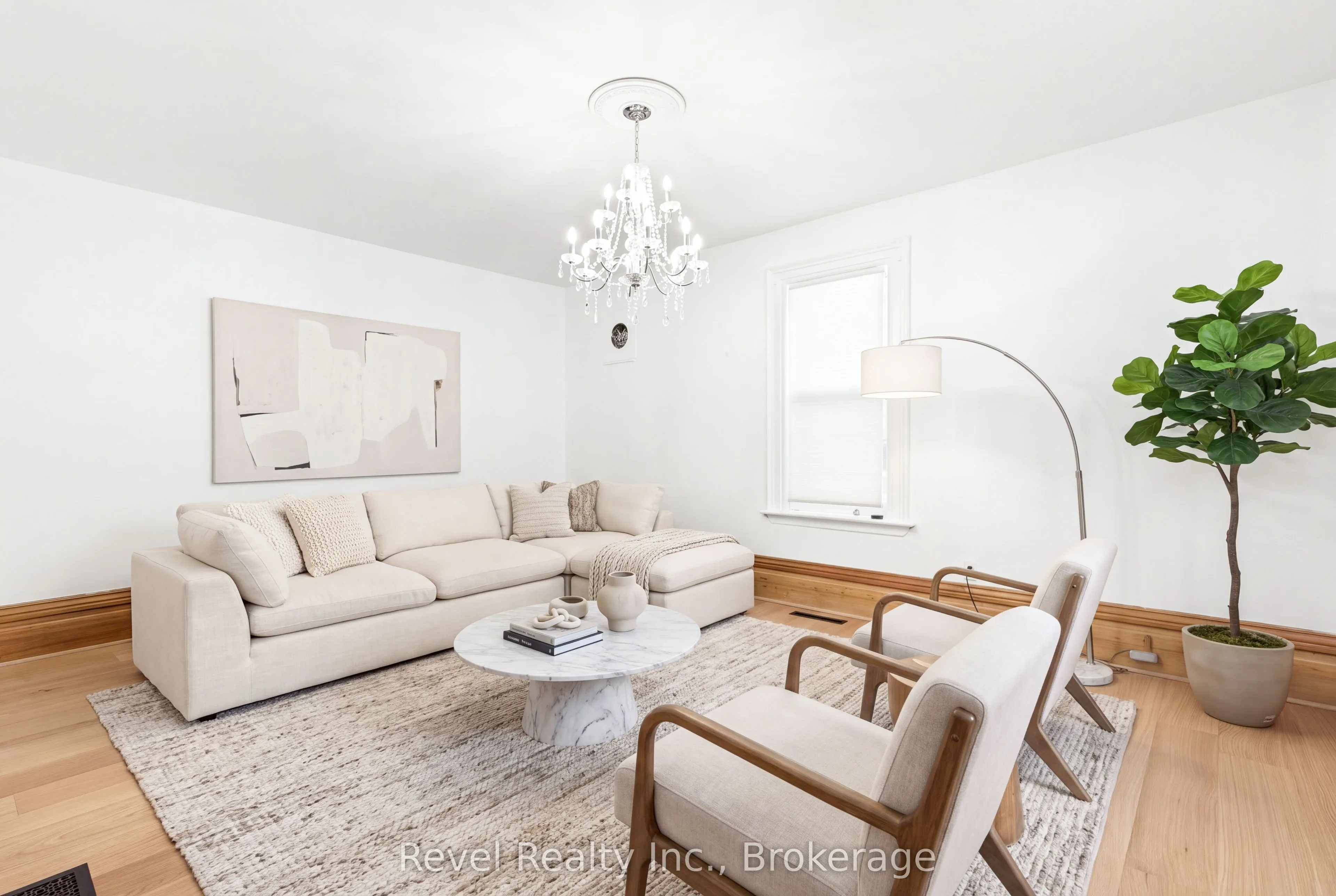 15578 Simcoe Street