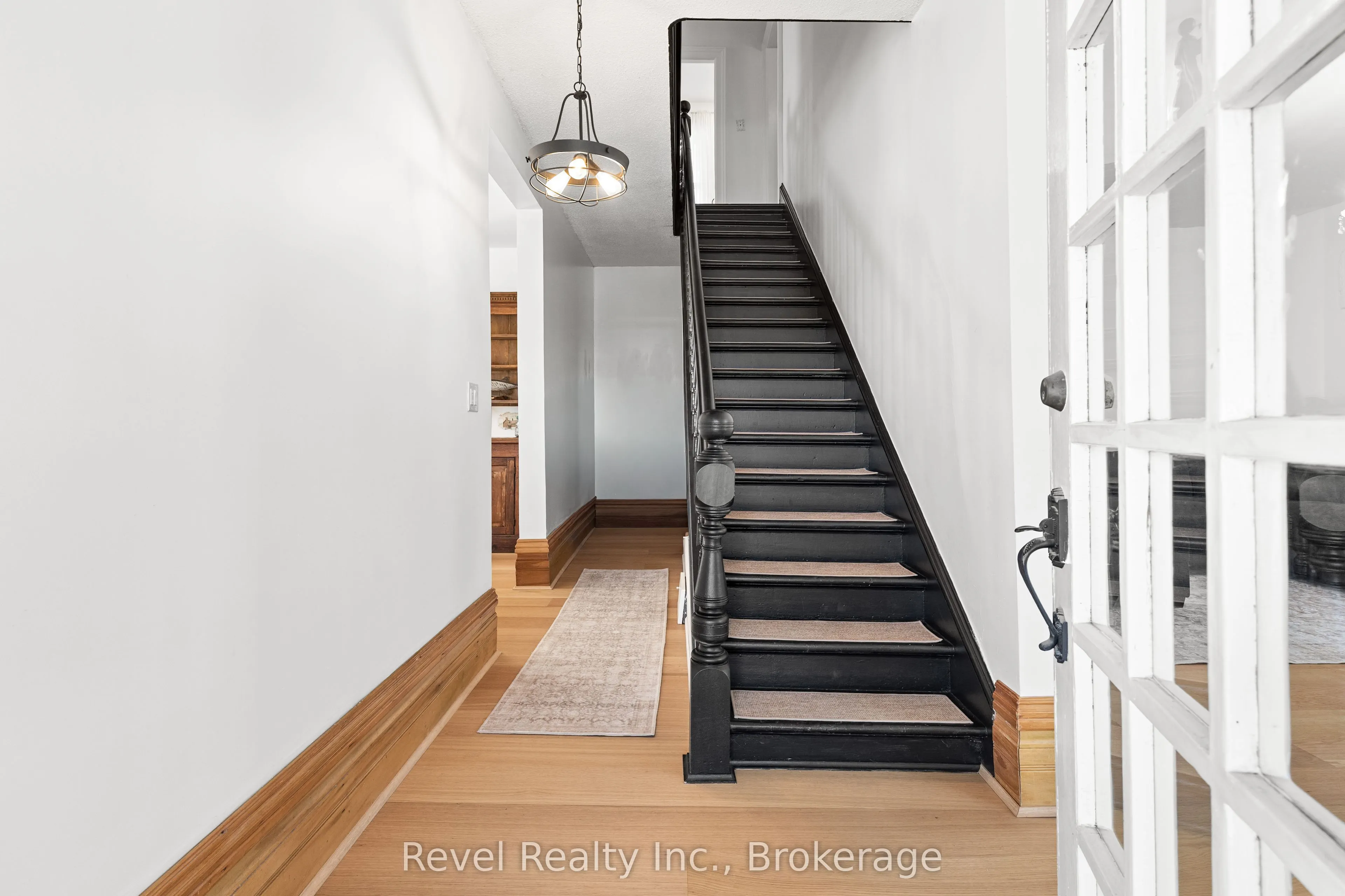 15578 Simcoe Street