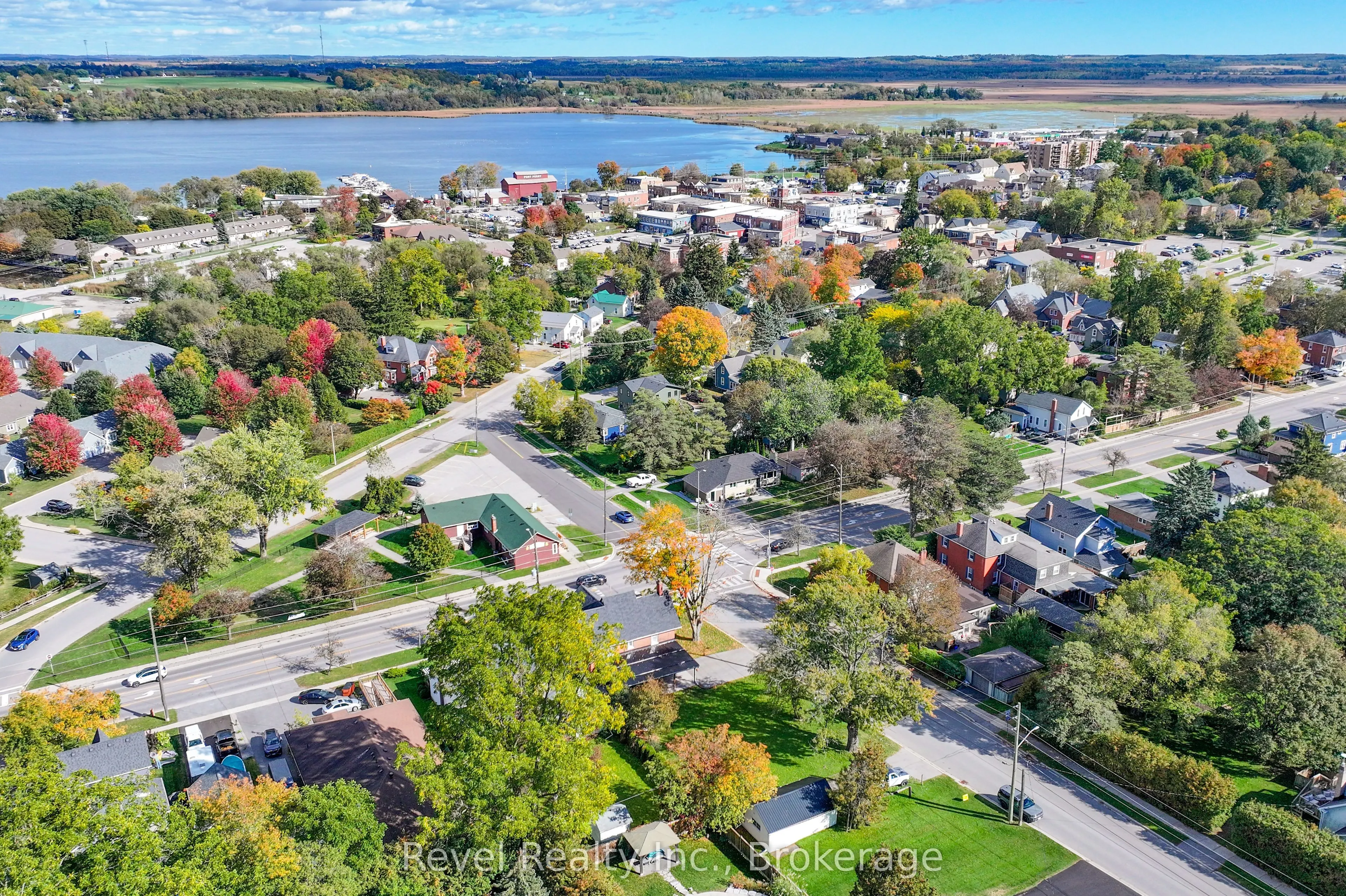 15578 Simcoe Street
