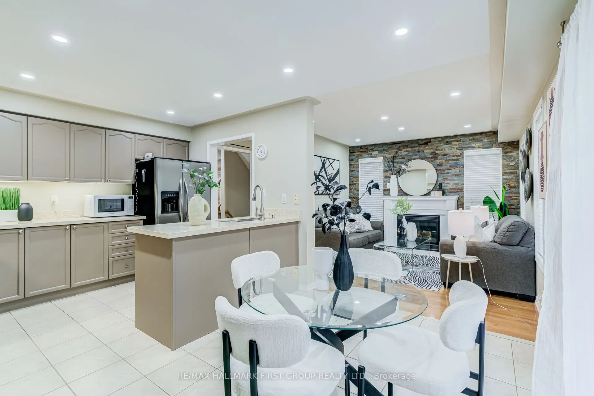 6 Tansley Crescent