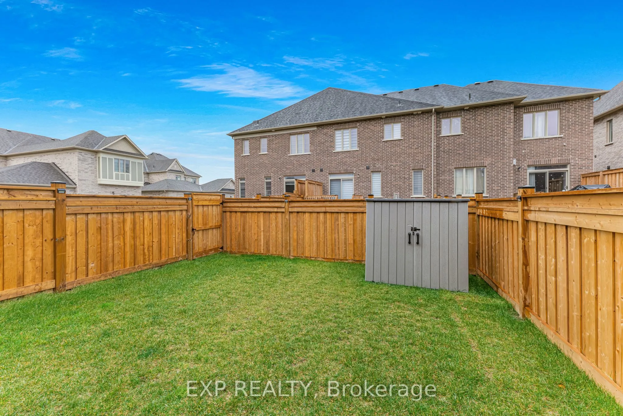 18 Hough Lane
