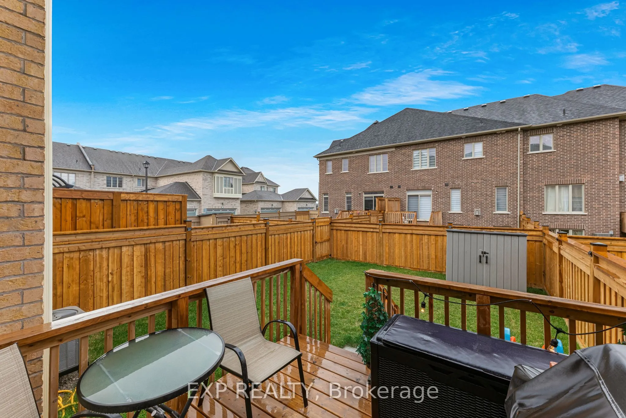 18 Hough Lane