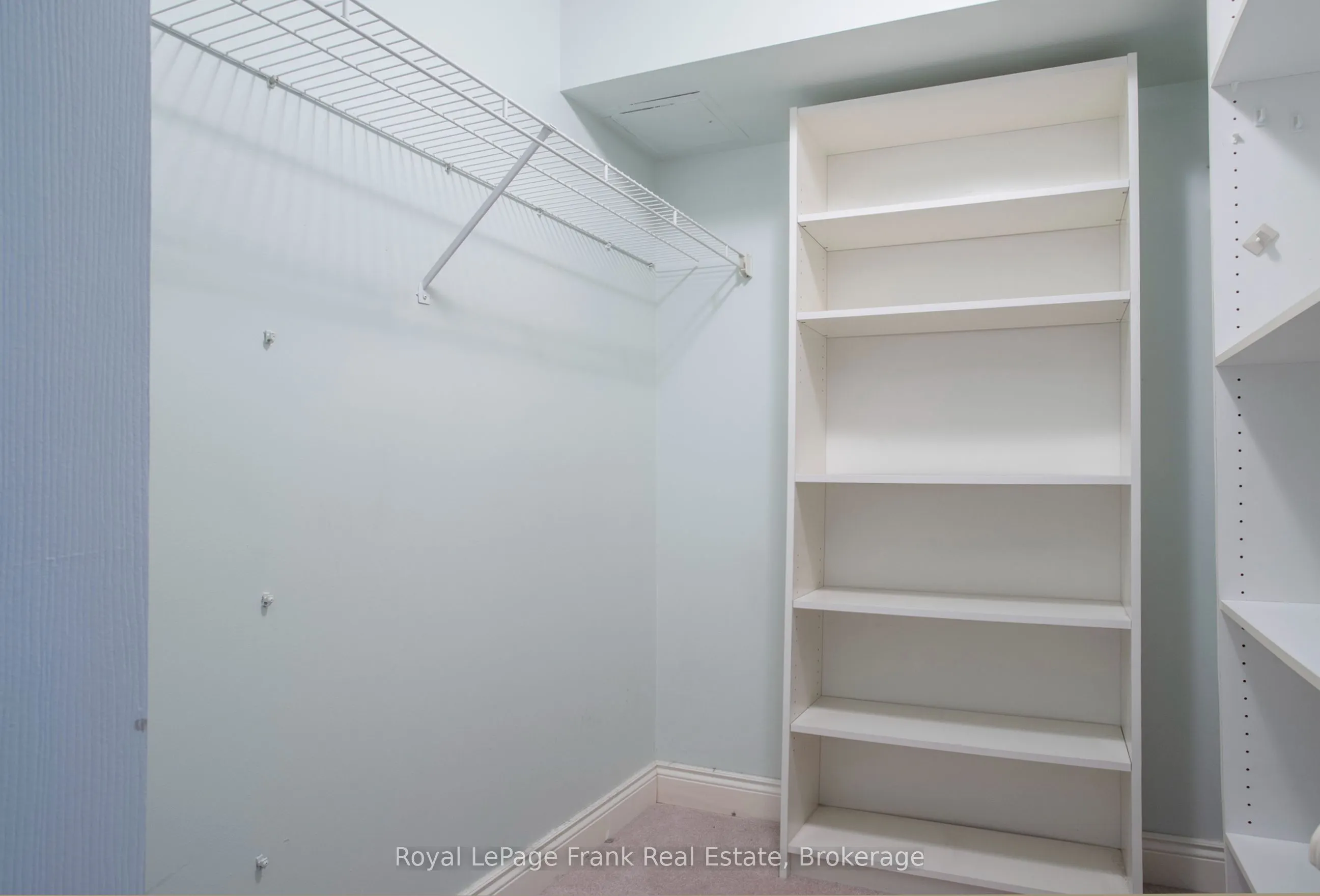 712 Rossland Road E #213