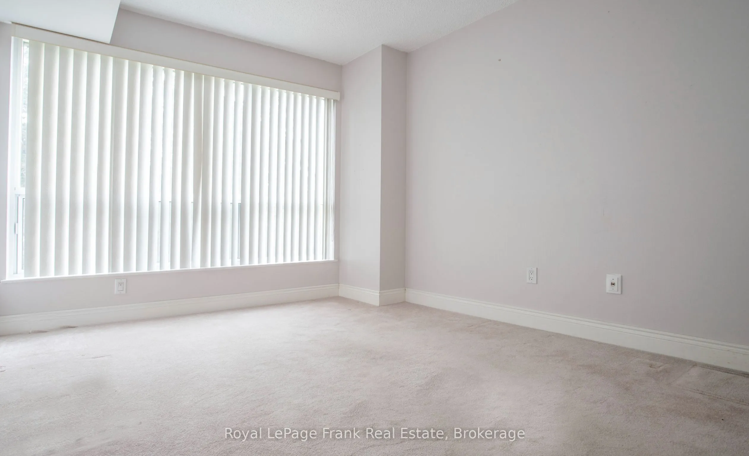 712 Rossland Road E #213