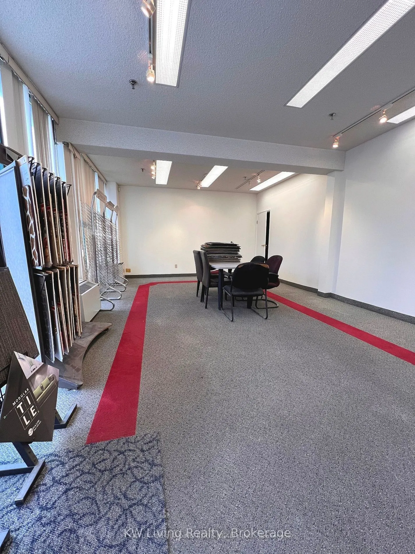 210 Silver Star Boulevard #817