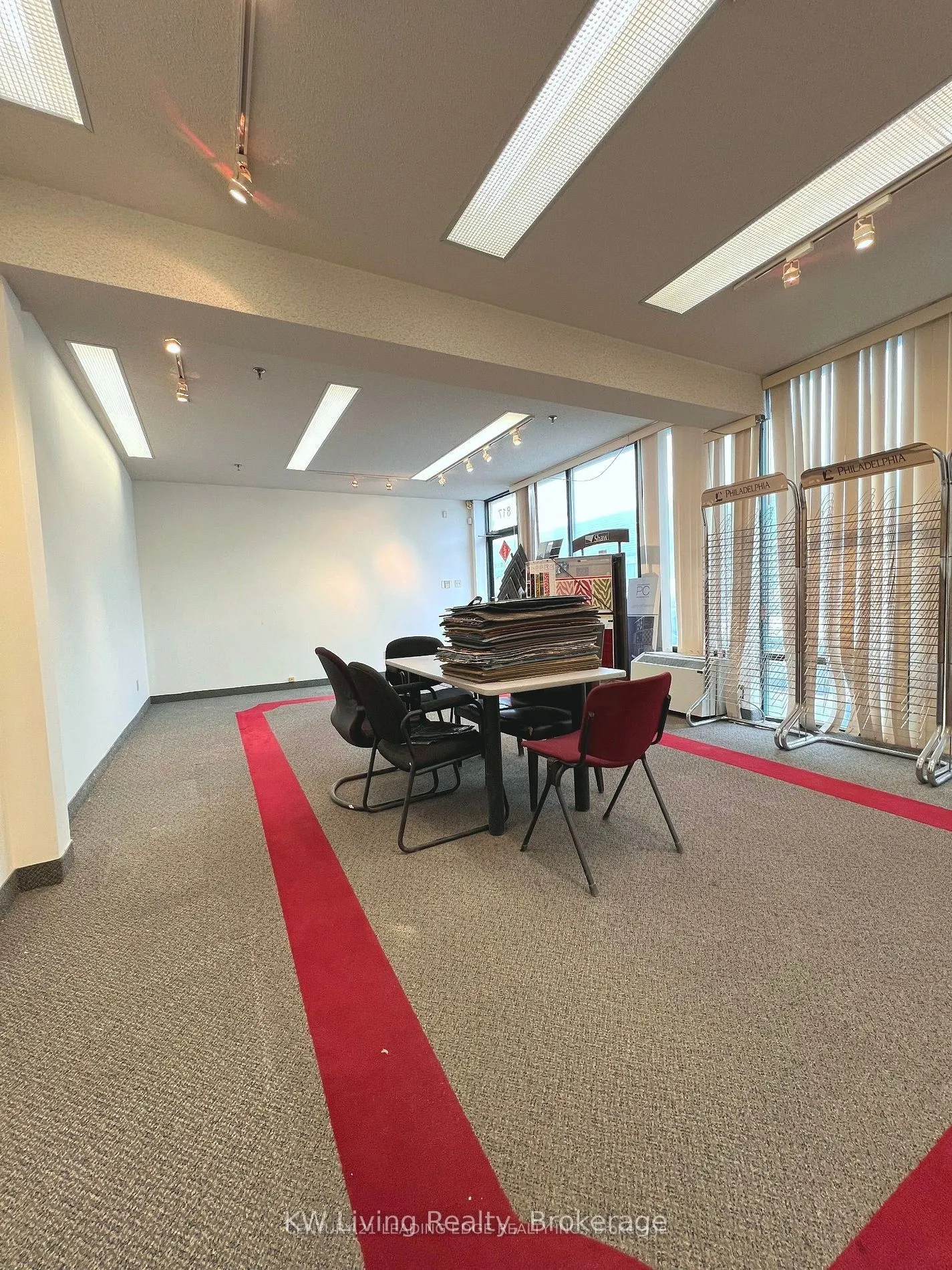 210 Silver Star Boulevard #817