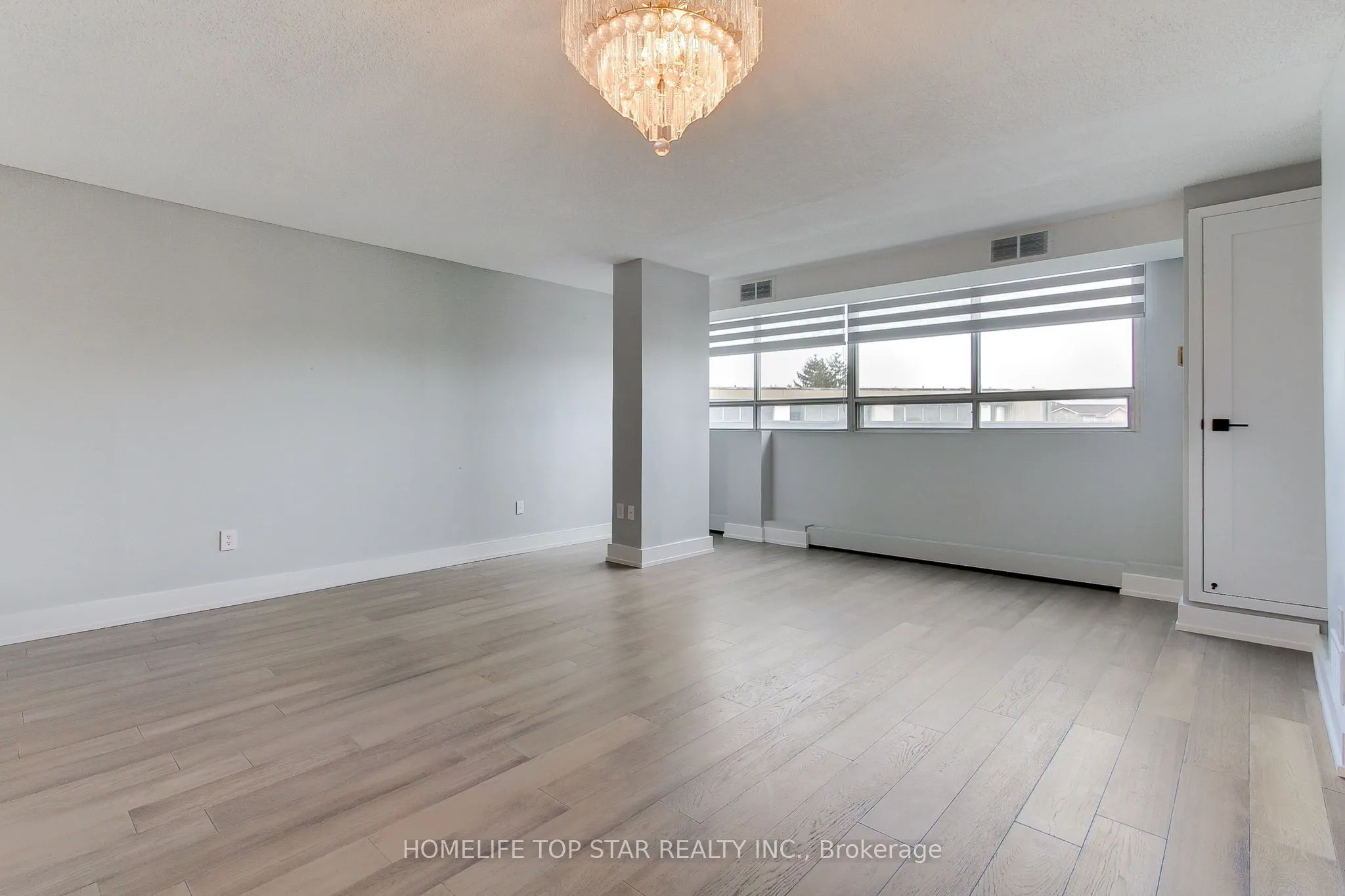 5580 Sheppard E Avenue #613
