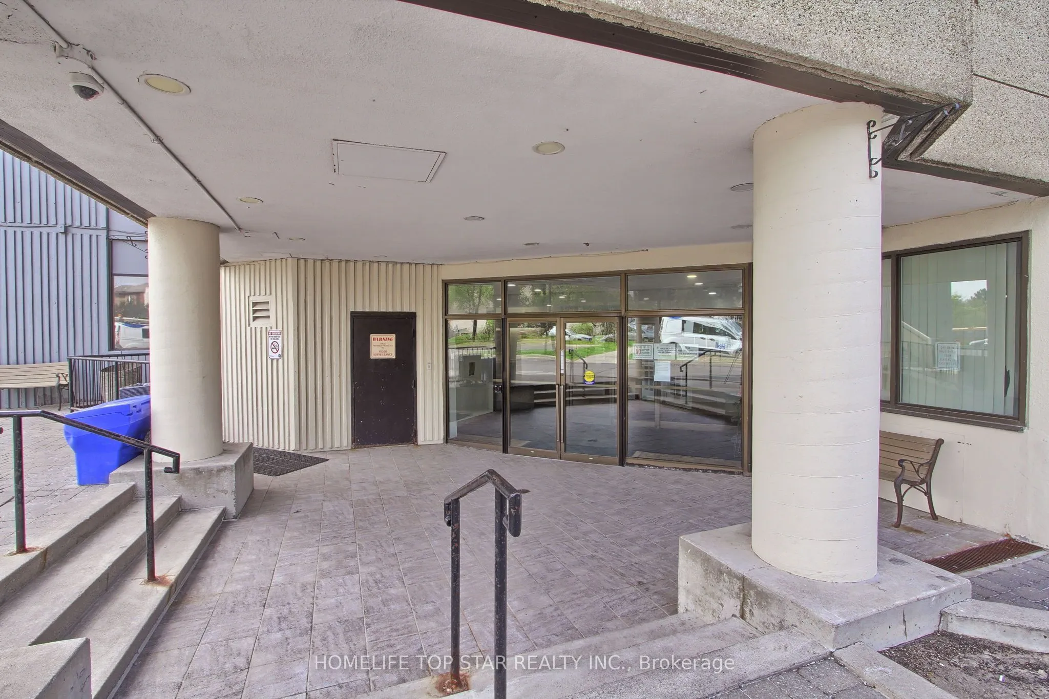 5580 Sheppard E Avenue #613