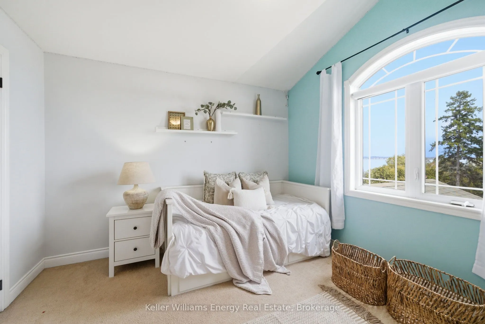 332 Carnegie Beach Road