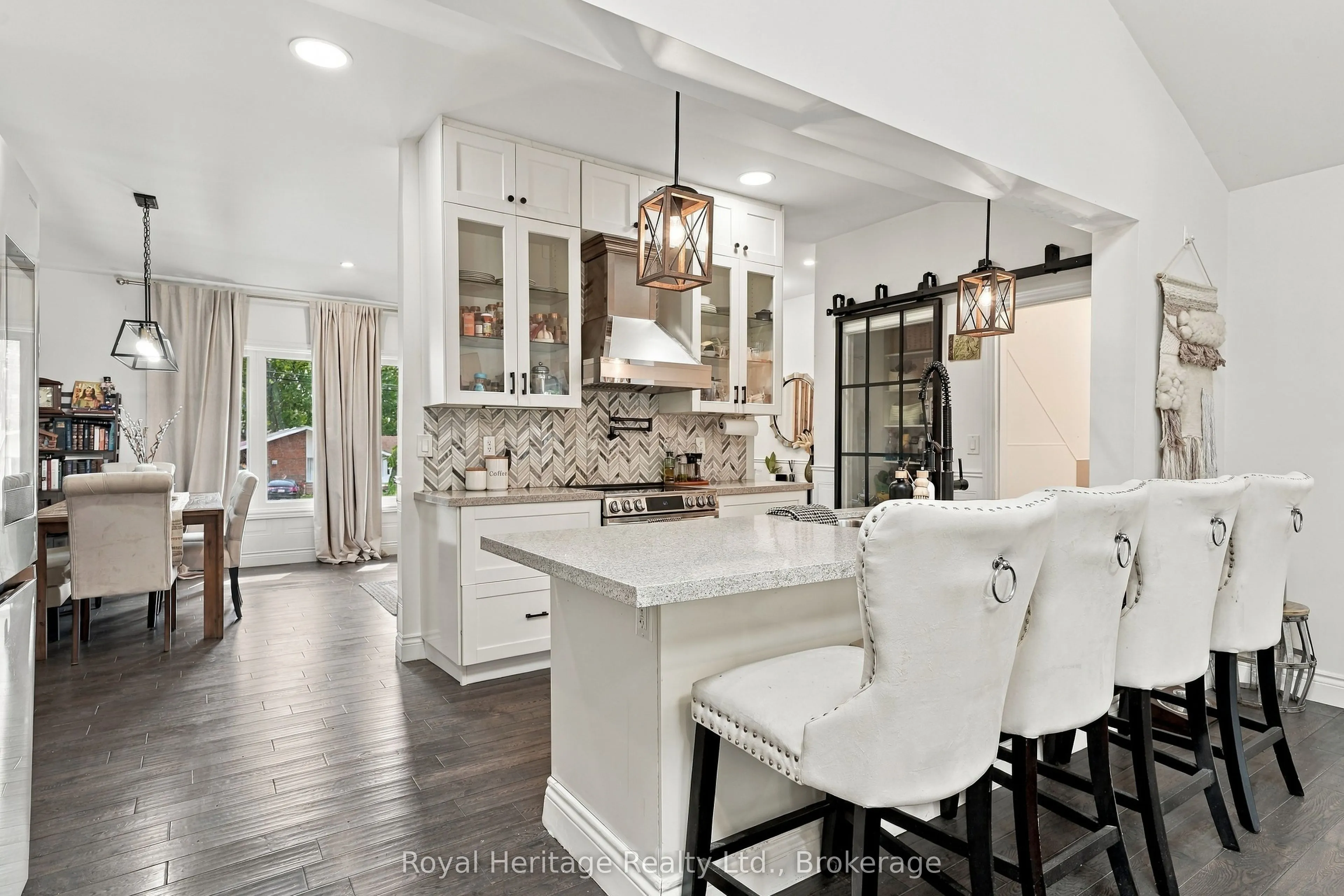 618 Sunset Boulevard