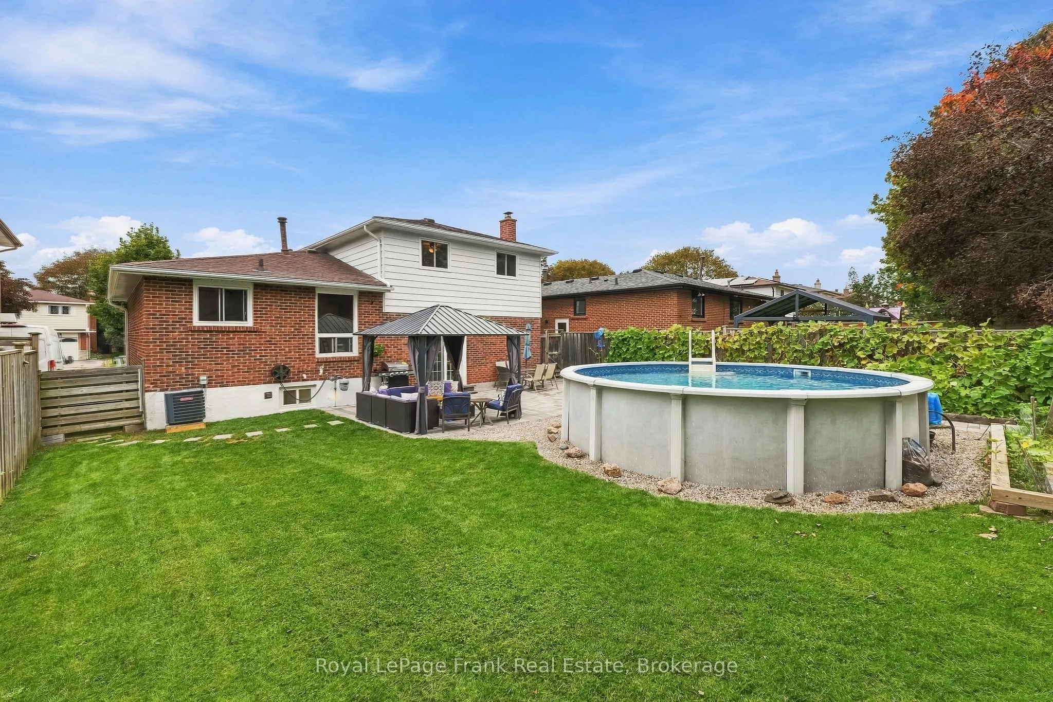 15 Hillier Street