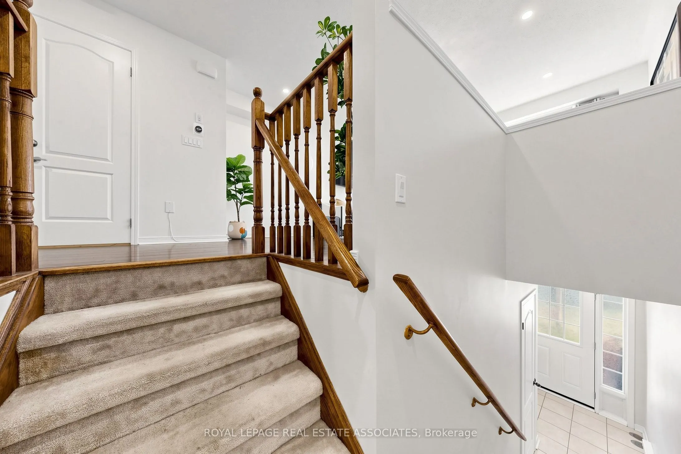 22 Benjamin Way