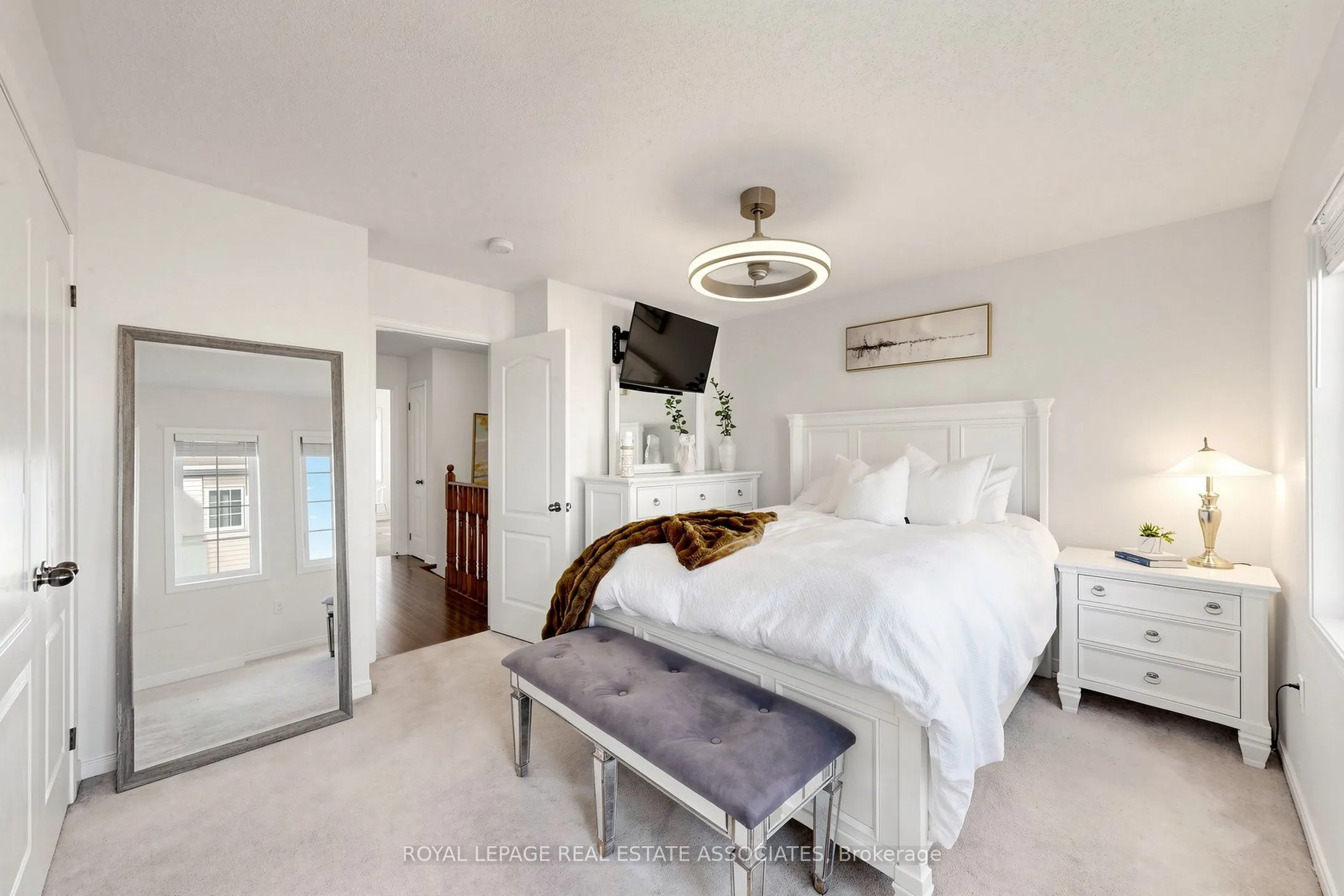 22 Benjamin Way