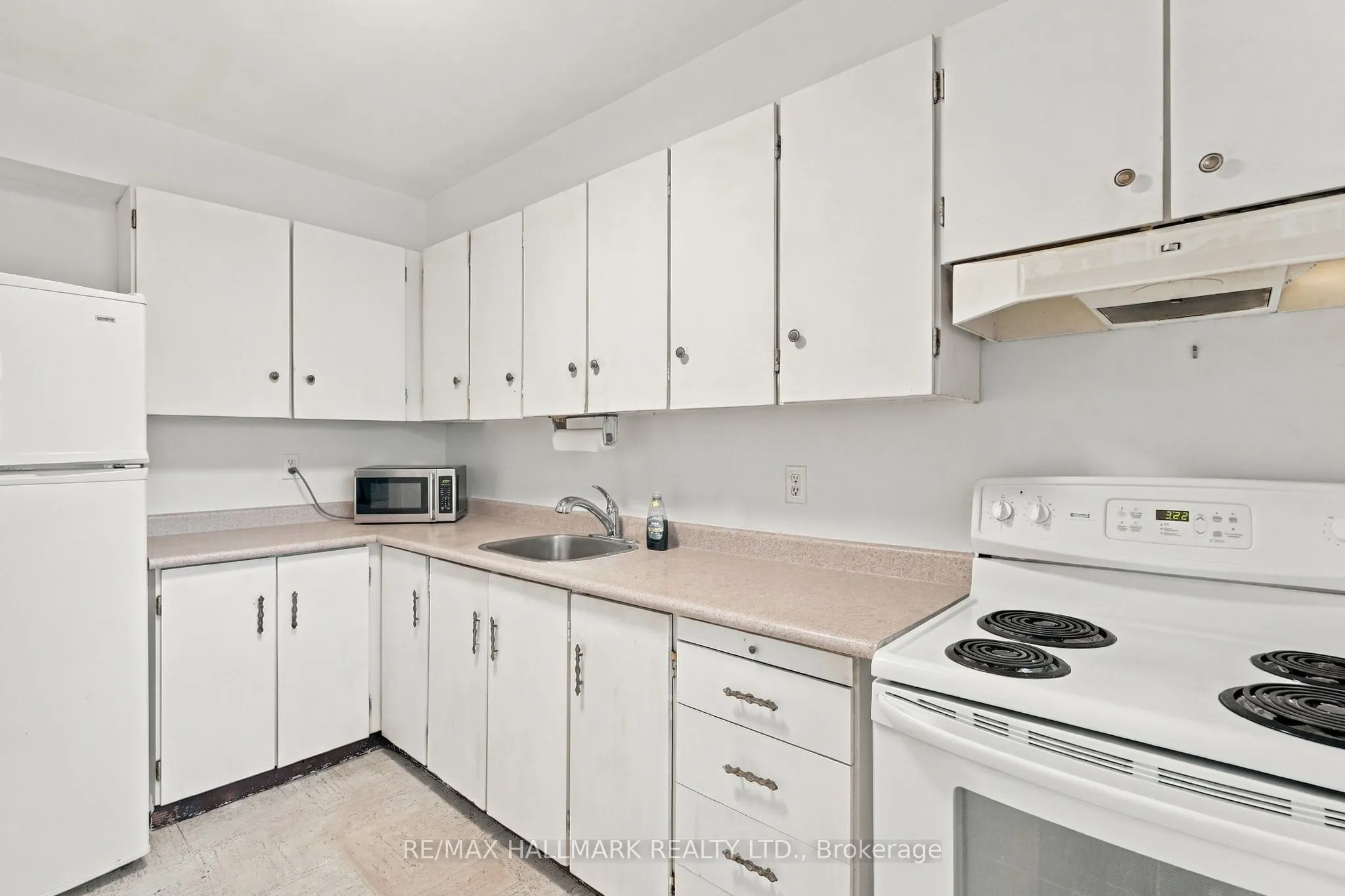 1 Massey Square #1419