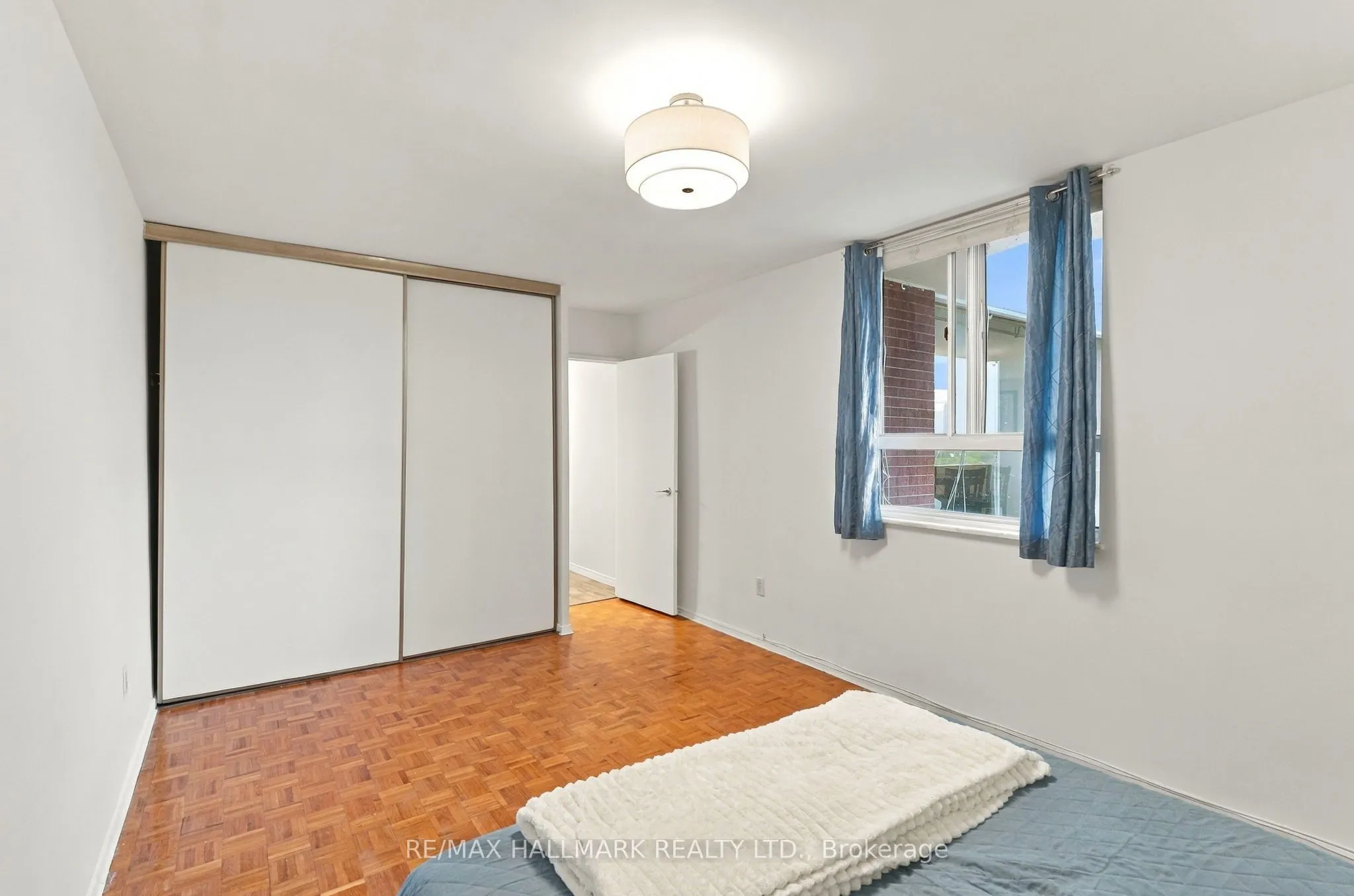 1 Massey Square #1419