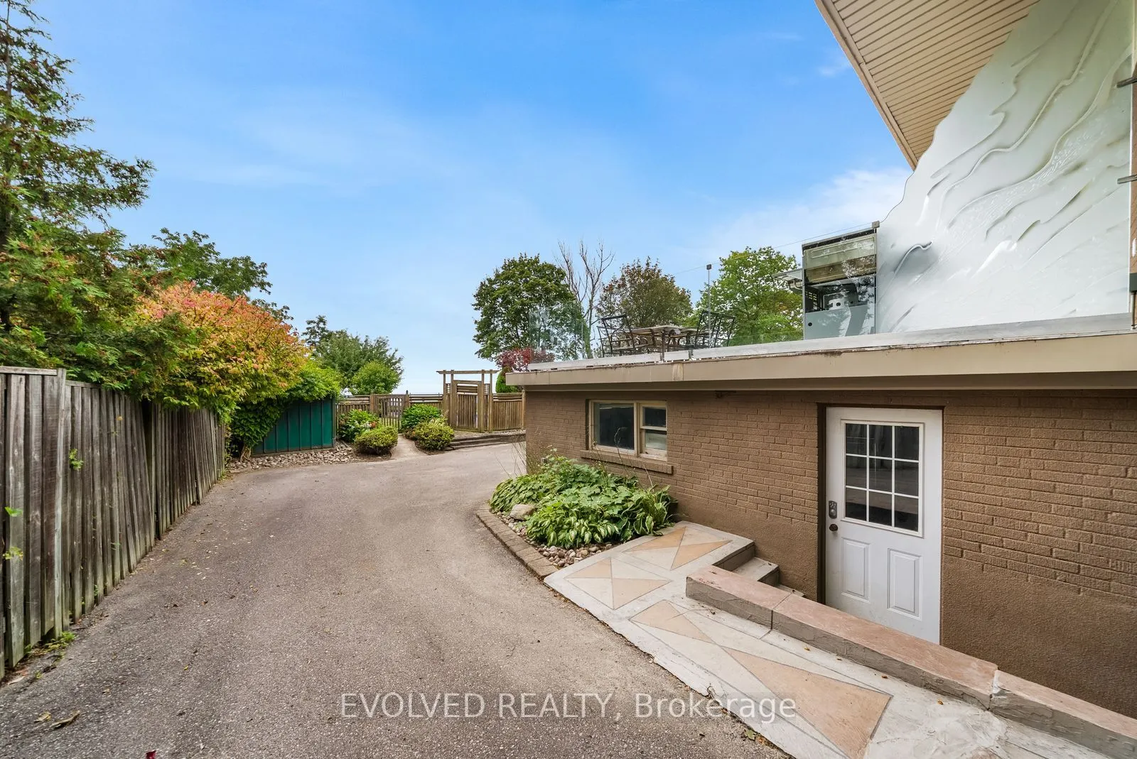 105 Sylvan Avenue