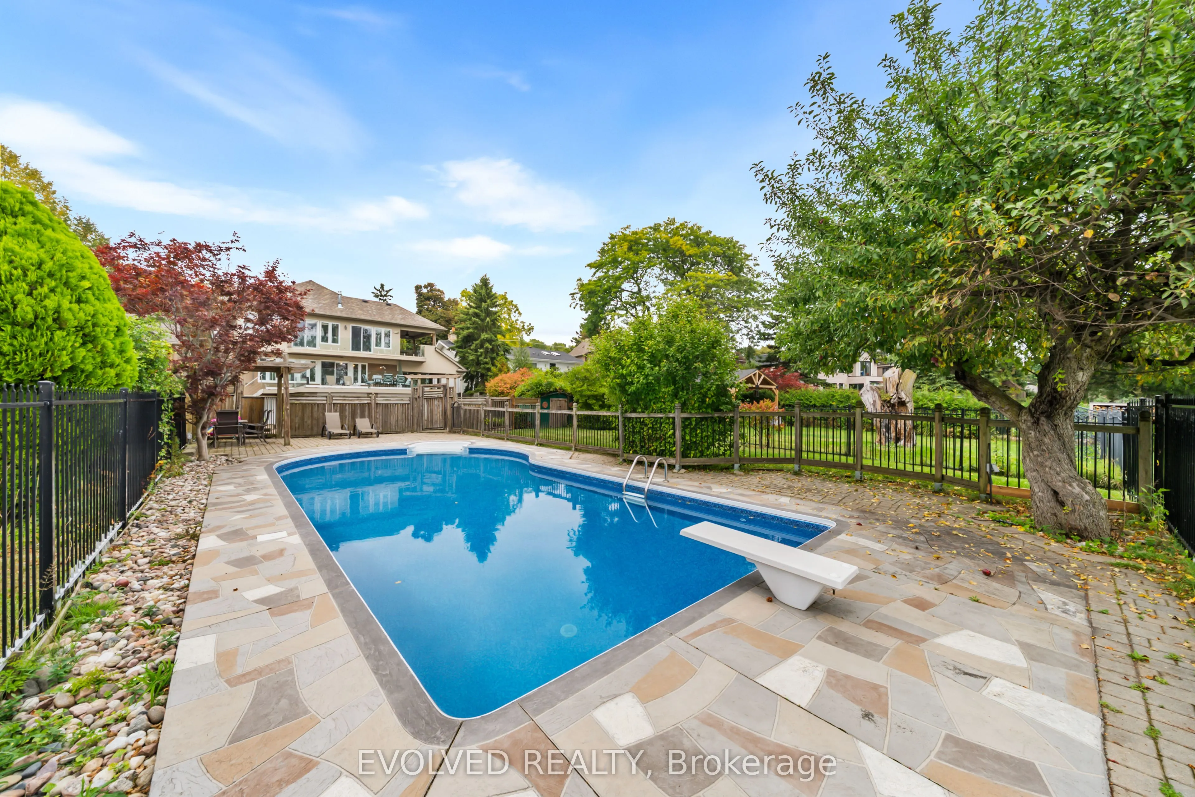 105 Sylvan Avenue