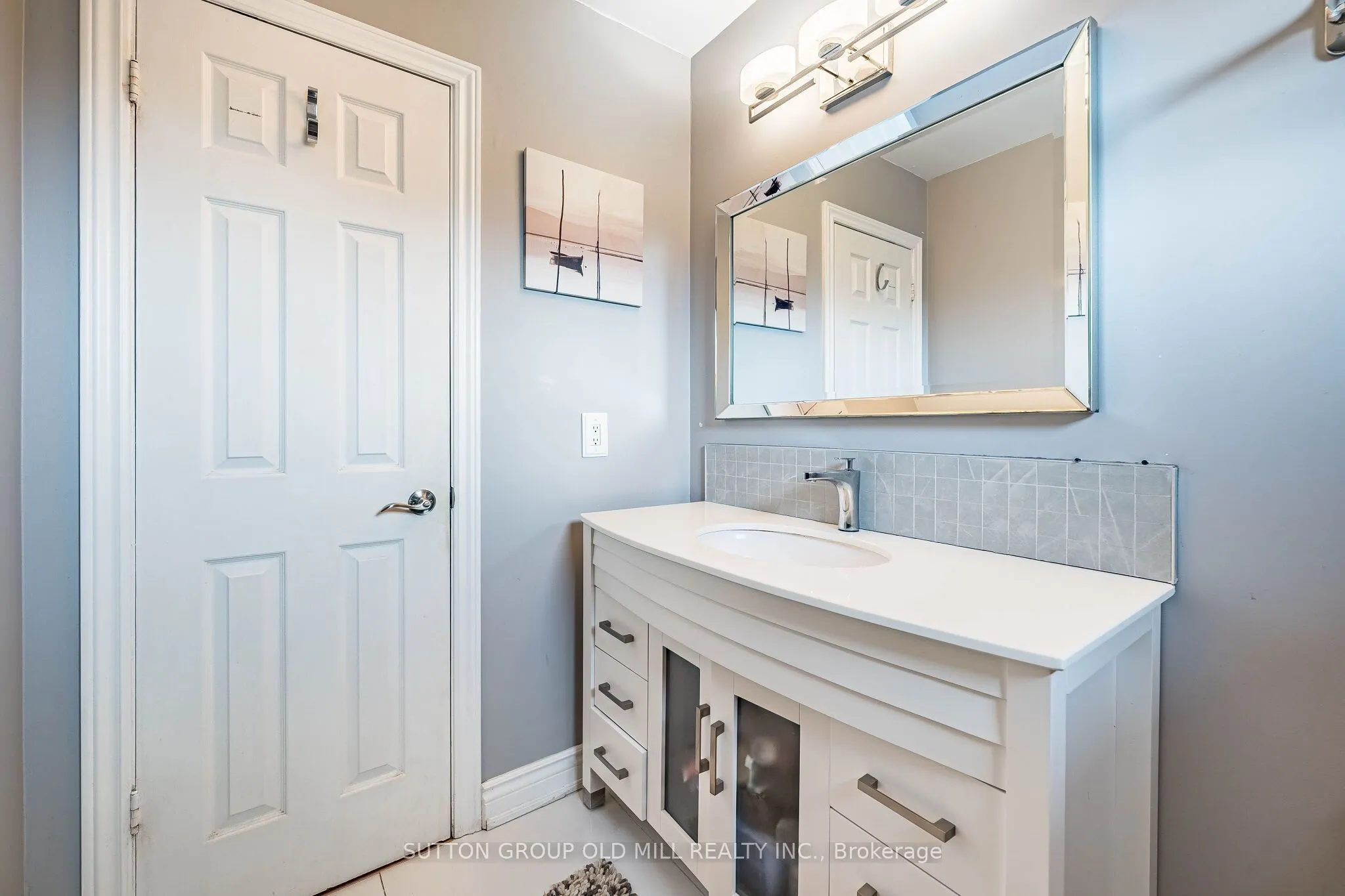501 Sundown Crescent