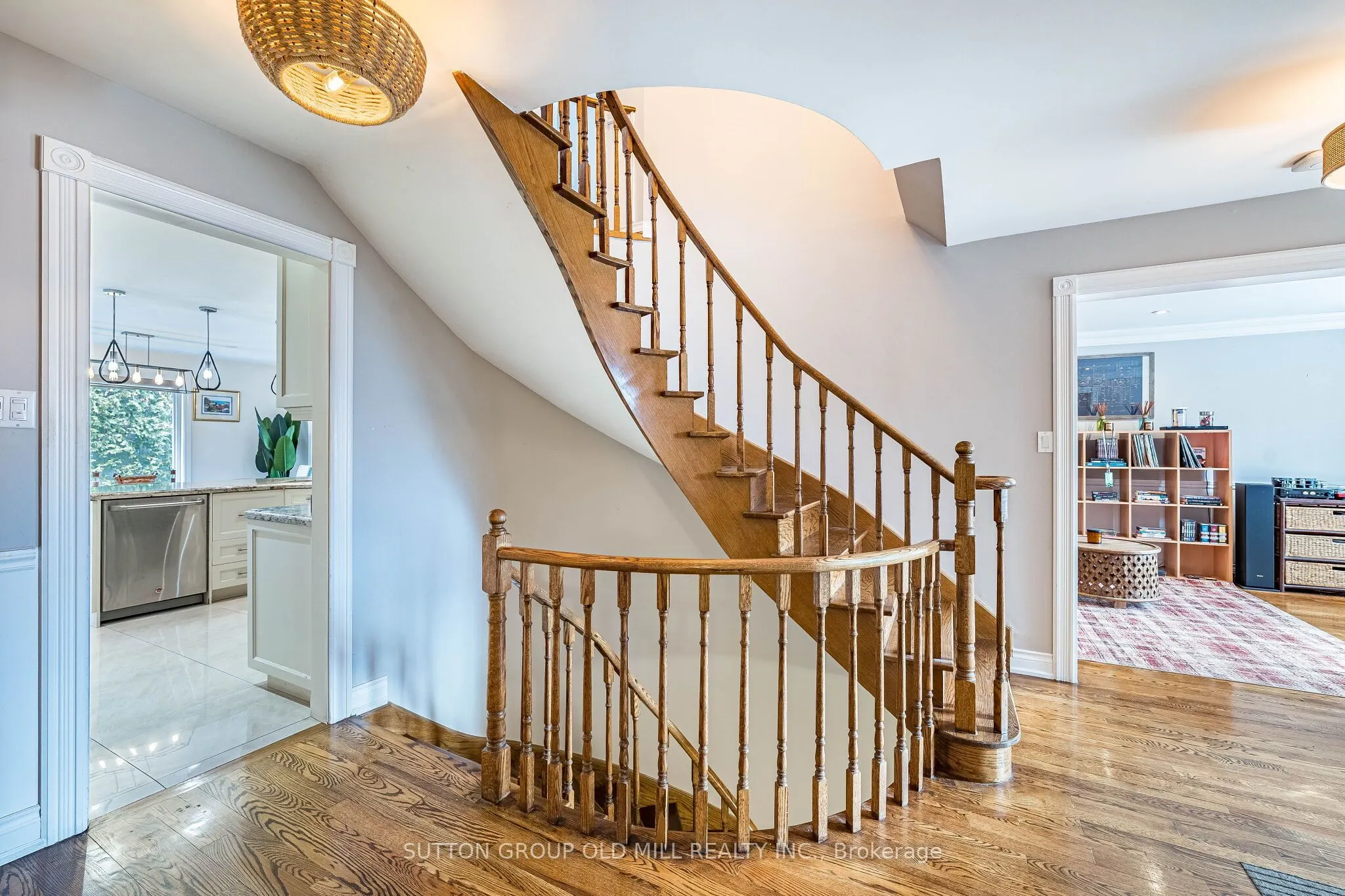 501 Sundown Crescent