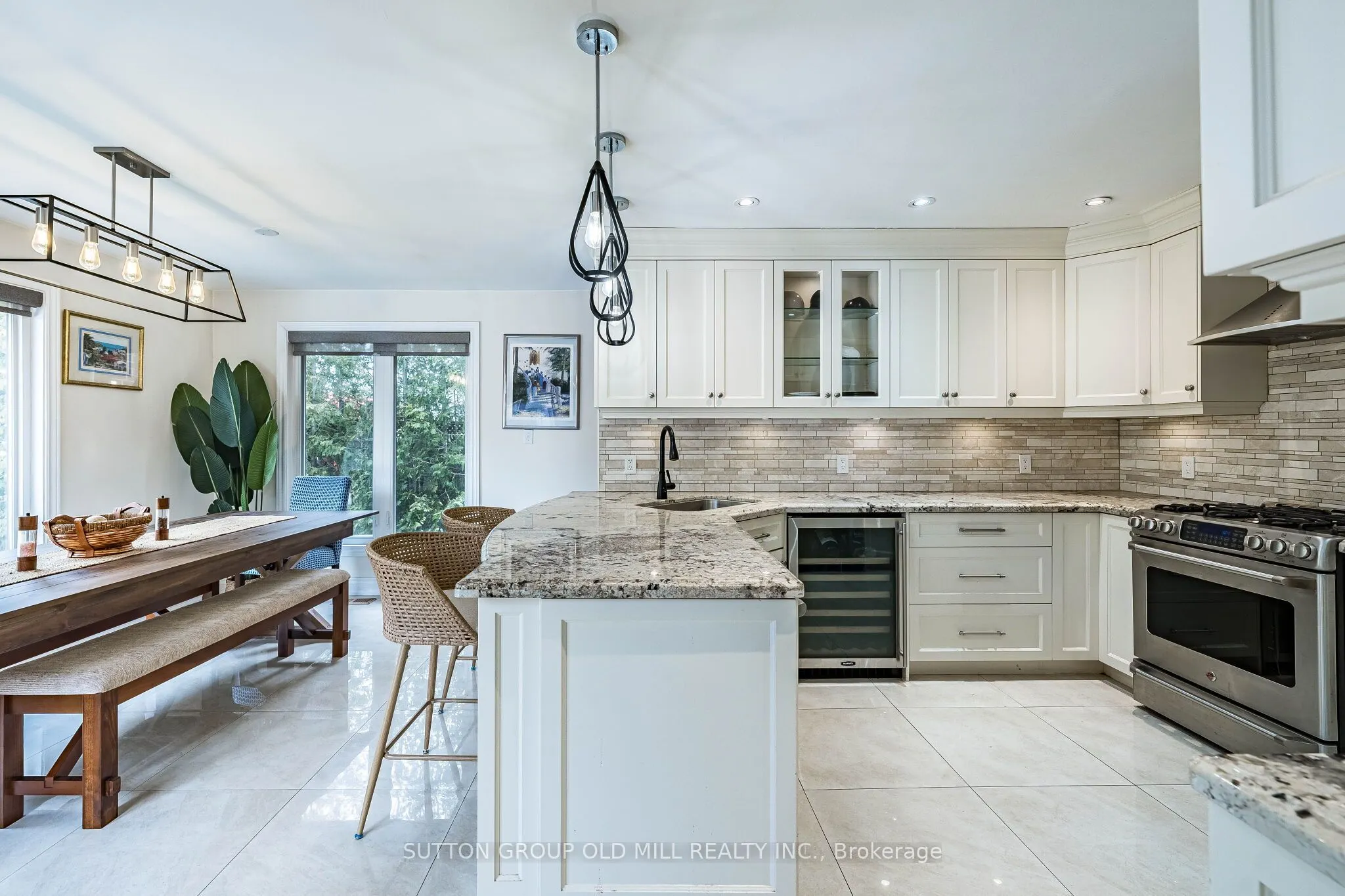 501 Sundown Crescent